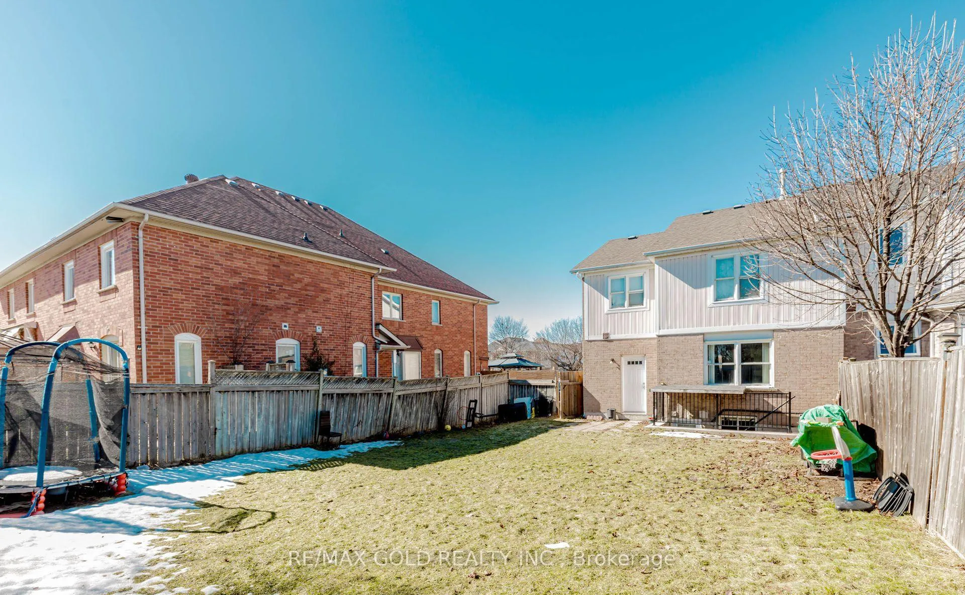 Photo 30 of 55 Desert Sand Drive, Brampton, Sandringham-Wellington — HOMEH