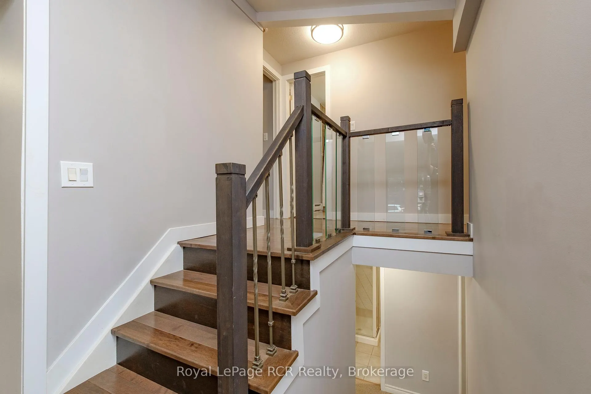 Photo 5 of 427 Highland Drive, Kincardine — HOMEH