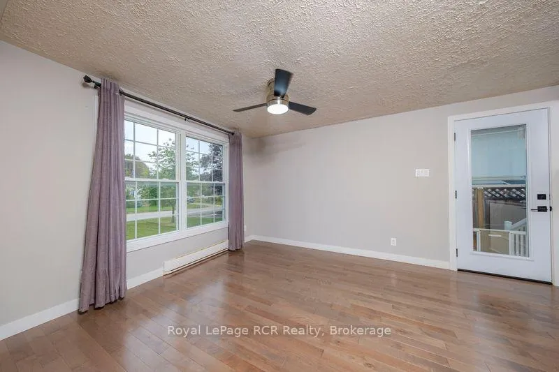 Photo 6 of 427 Highland Drive, Kincardine — HOMEH