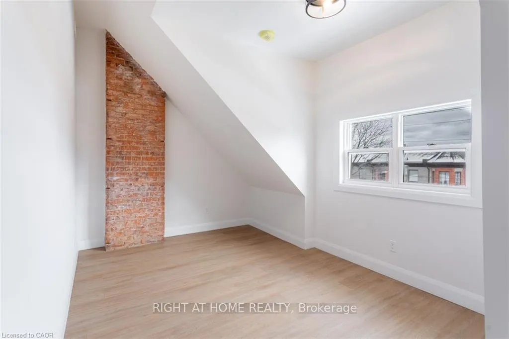Photo 15 of Unit 3, 113 Catharine Street N, Hamilton, Beasley — HOMEH