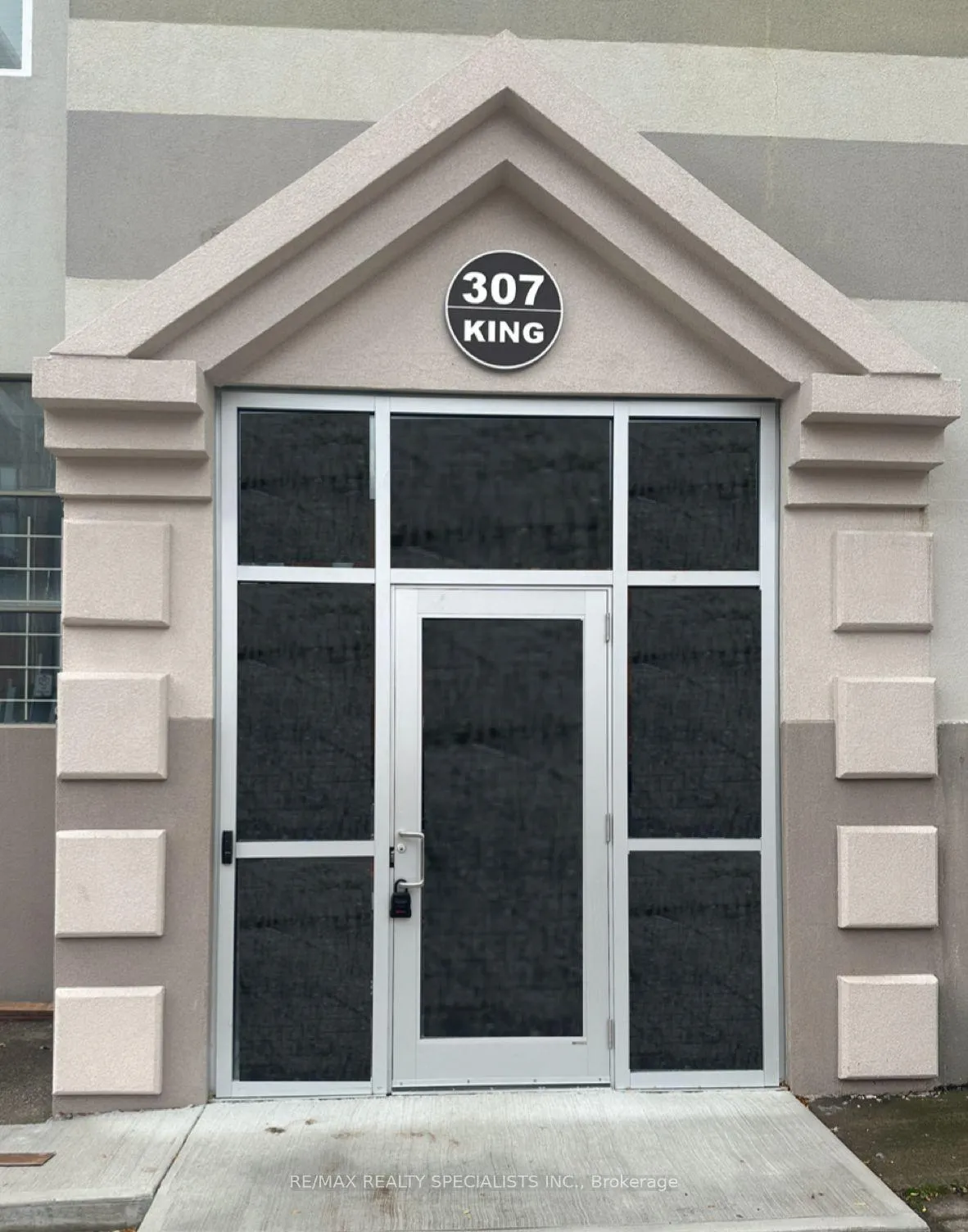 Photo 1 of Unit 202, 307 King Street, Hamilton, Beasley — HOMEH
