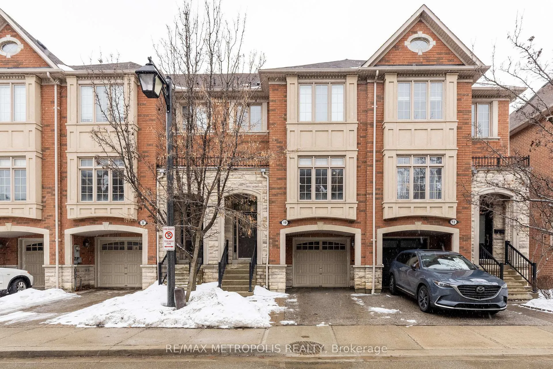 Photo 1 of 10 George Bogg Road, Vaughan, East Woodbridge — HOMEH