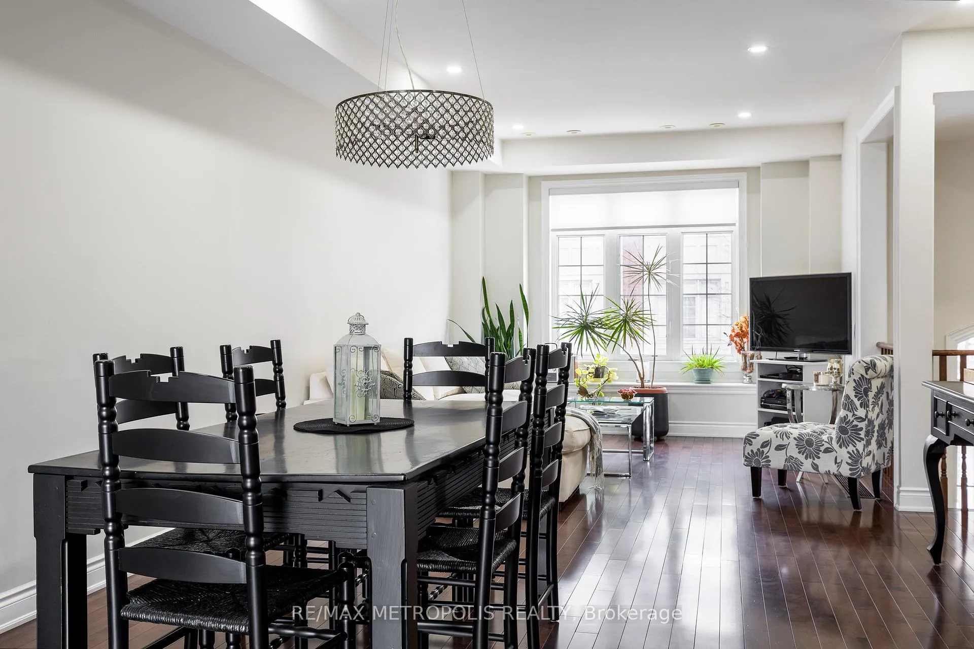 Photo 9 of 10 George Bogg Road, Vaughan, East Woodbridge — HOMEH