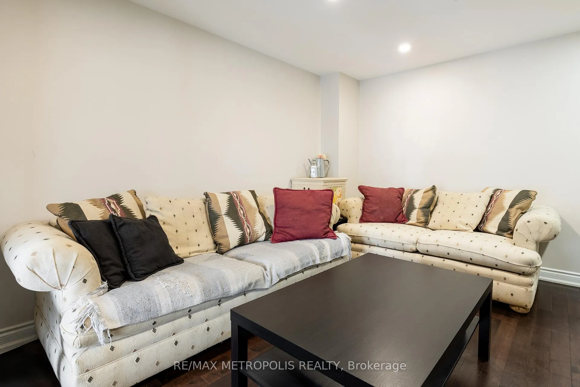 Photo 16 of 10 George Bogg Road, Vaughan, East Woodbridge — HOMEH