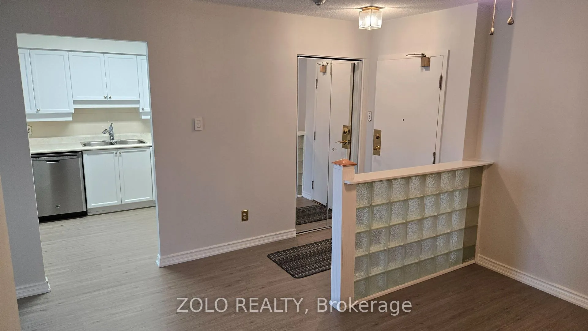 Photo 3 of Unit 423, 1880 Valley Farm Road, Pickering, Town Centre — HOMEH