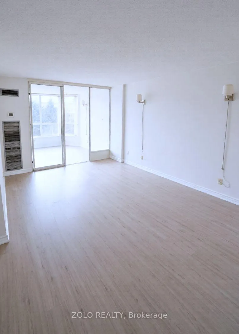 Photo 11 of Unit 423, 1880 Valley Farm Road, Pickering, Town Centre — HOMEH