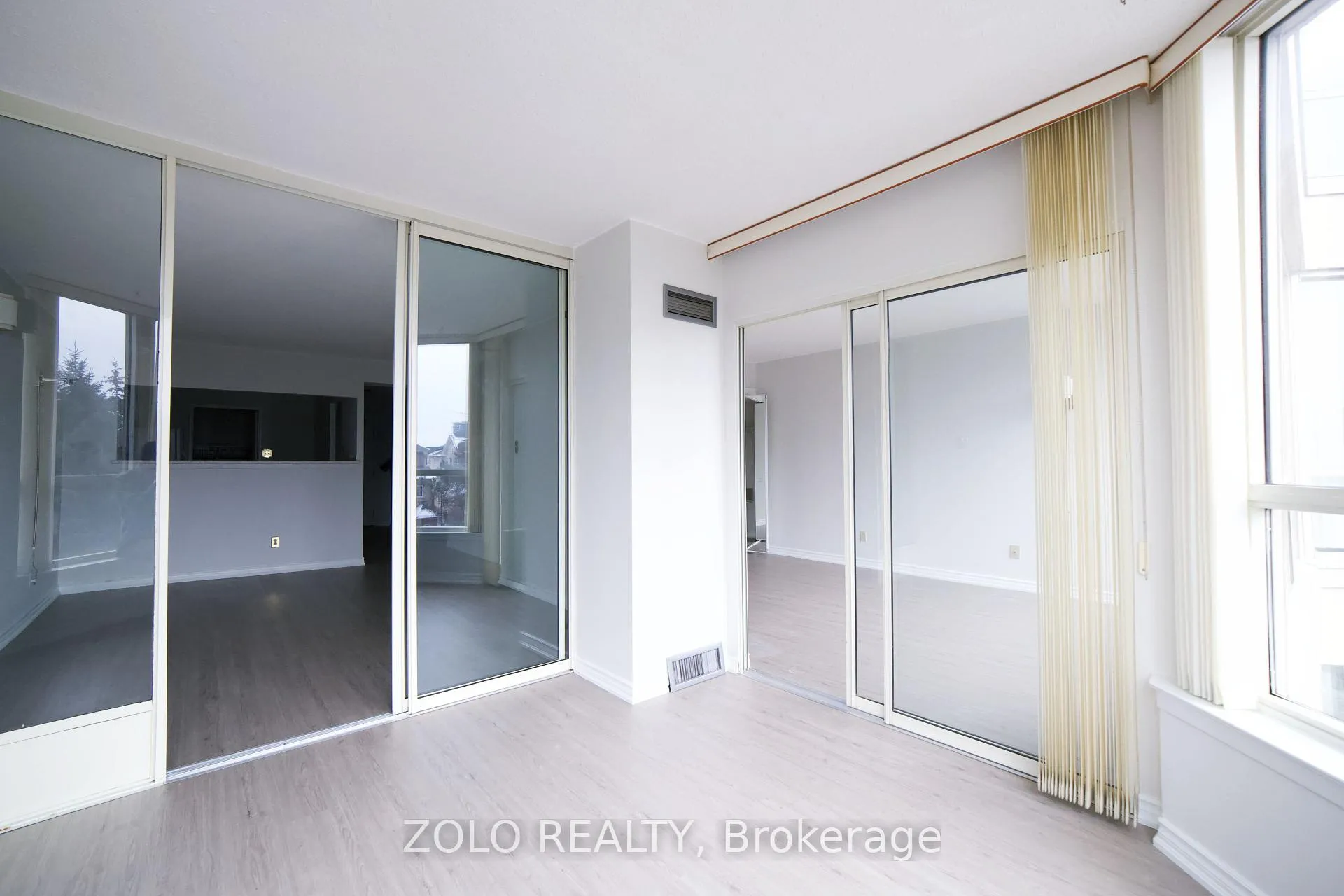 Photo 14 of Unit 423, 1880 Valley Farm Road, Pickering, Town Centre — HOMEH