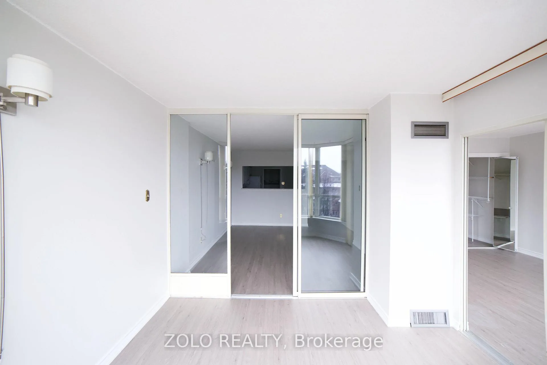 Photo 16 of Unit 423, 1880 Valley Farm Road, Pickering, Town Centre — HOMEH