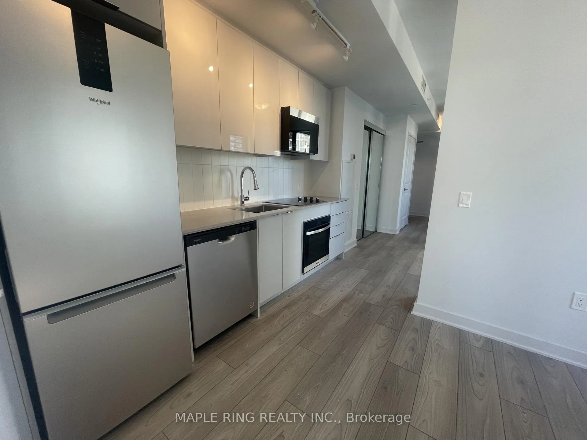 Photo 13 of Unit 907, 2920 Highway 7 Road, Vaughan, Concord — HOMEH