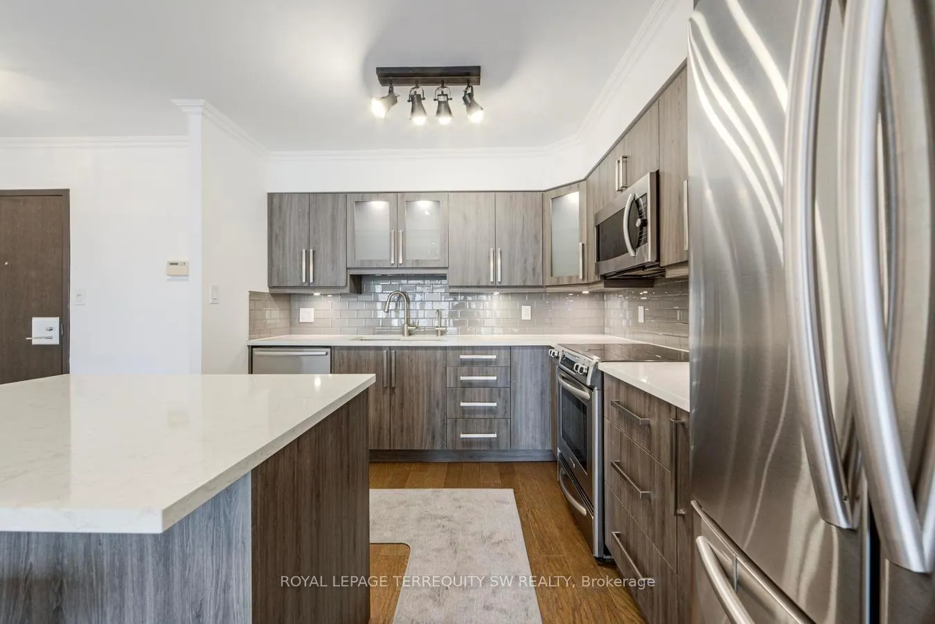Photo 9 of Unit 2102, 25 The Esplanade, Toronto, Waterfront Communities — HOMEH