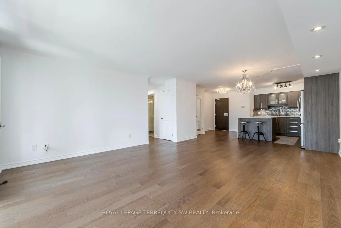Photo 16 of Unit 2102, 25 The Esplanade, Toronto, Waterfront Communities — HOMEH