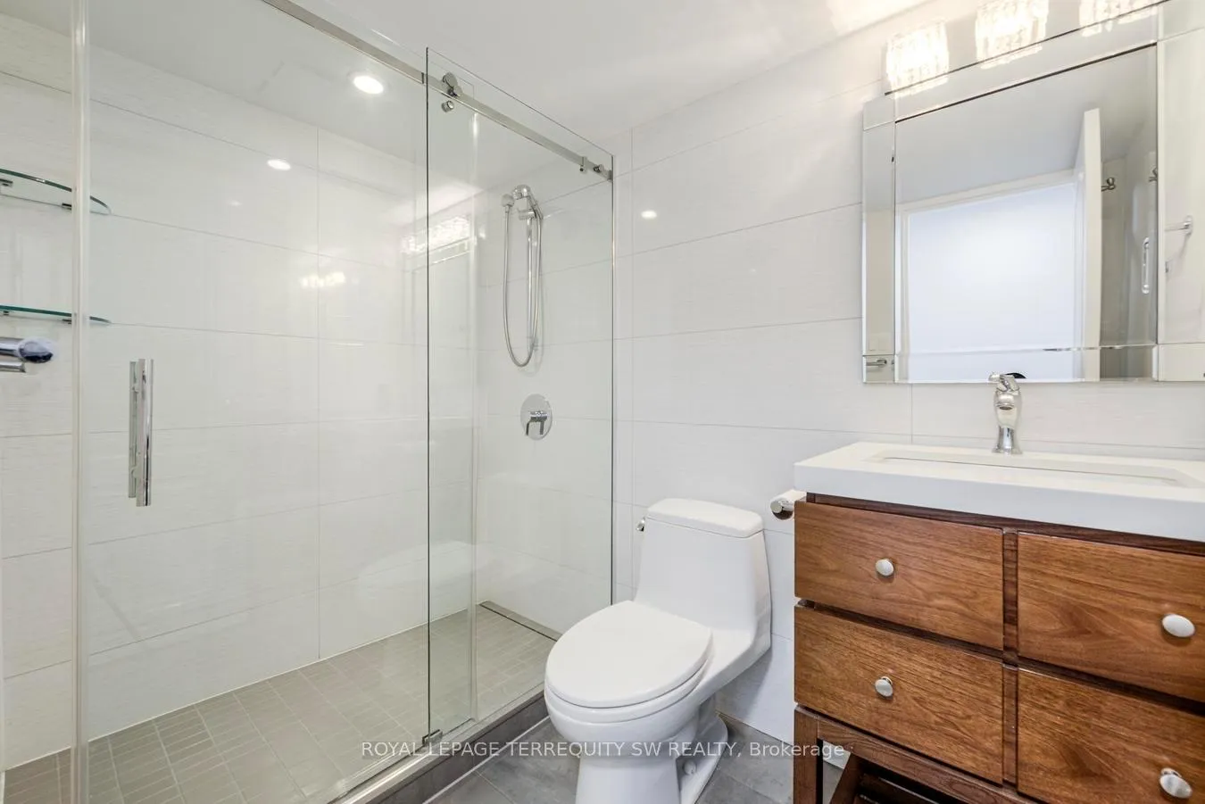 Photo 21 of Unit 2102, 25 The Esplanade, Toronto, Waterfront Communities — HOMEH