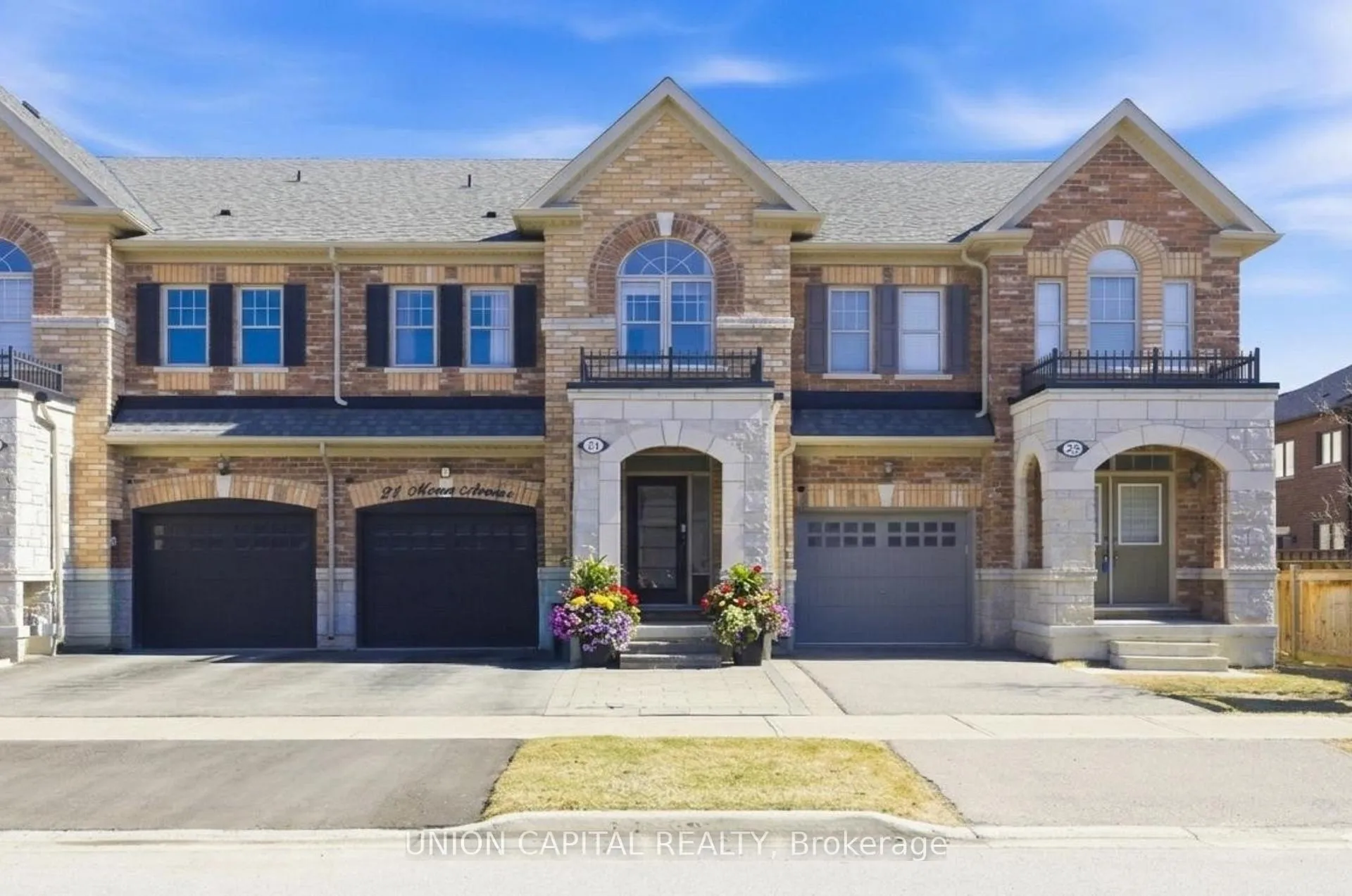 Photo 2 of 21 Morra Avenue, Caledon, Bolton East — HOMEH
