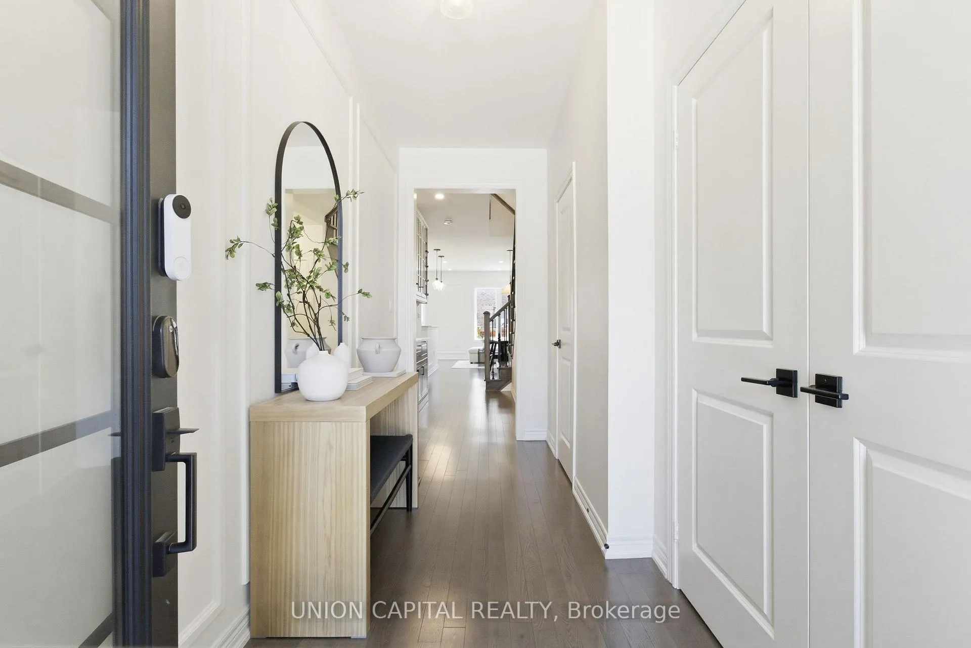 Photo 3 of 21 Morra Avenue, Caledon, Bolton East — HOMEH