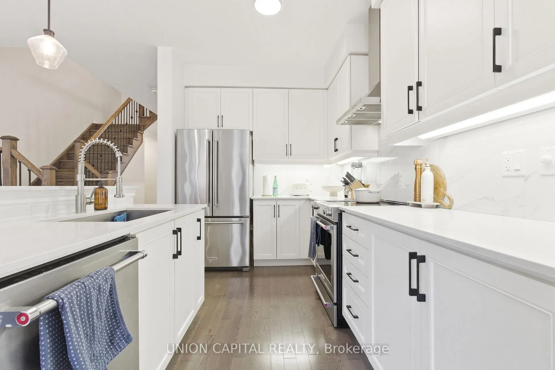 Photo 9 of 21 Morra Avenue, Caledon, Bolton East — HOMEH