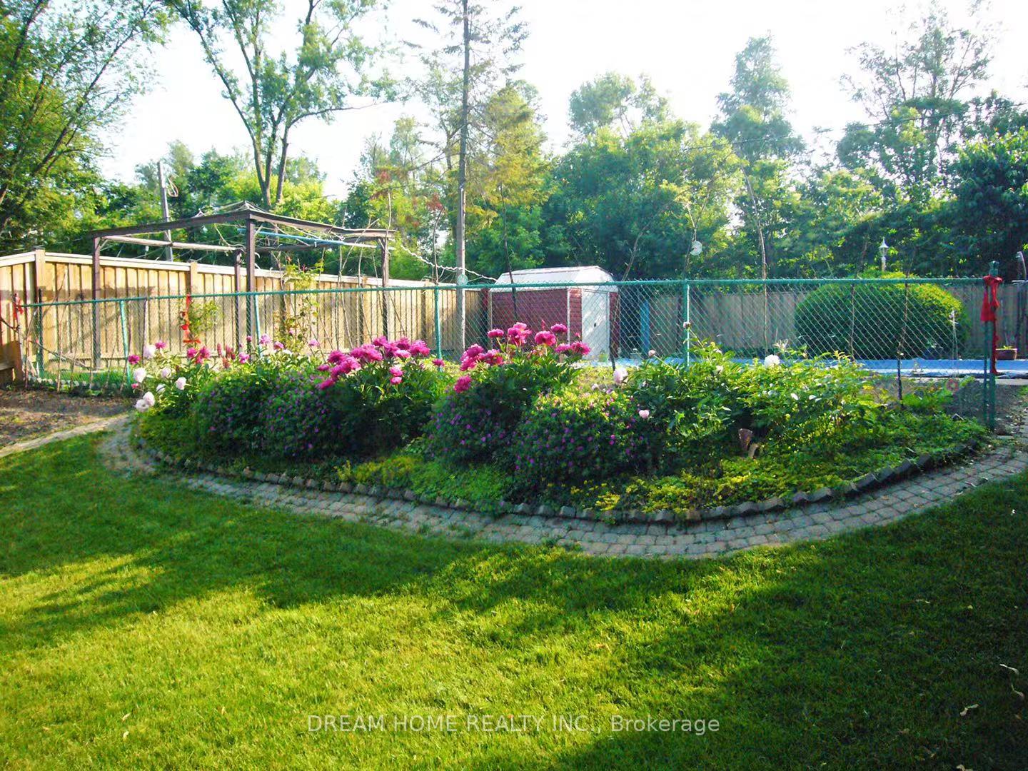 Photo 7 of 93 Babcombe Drive, Markham, Bayview Glen — HOMEH
