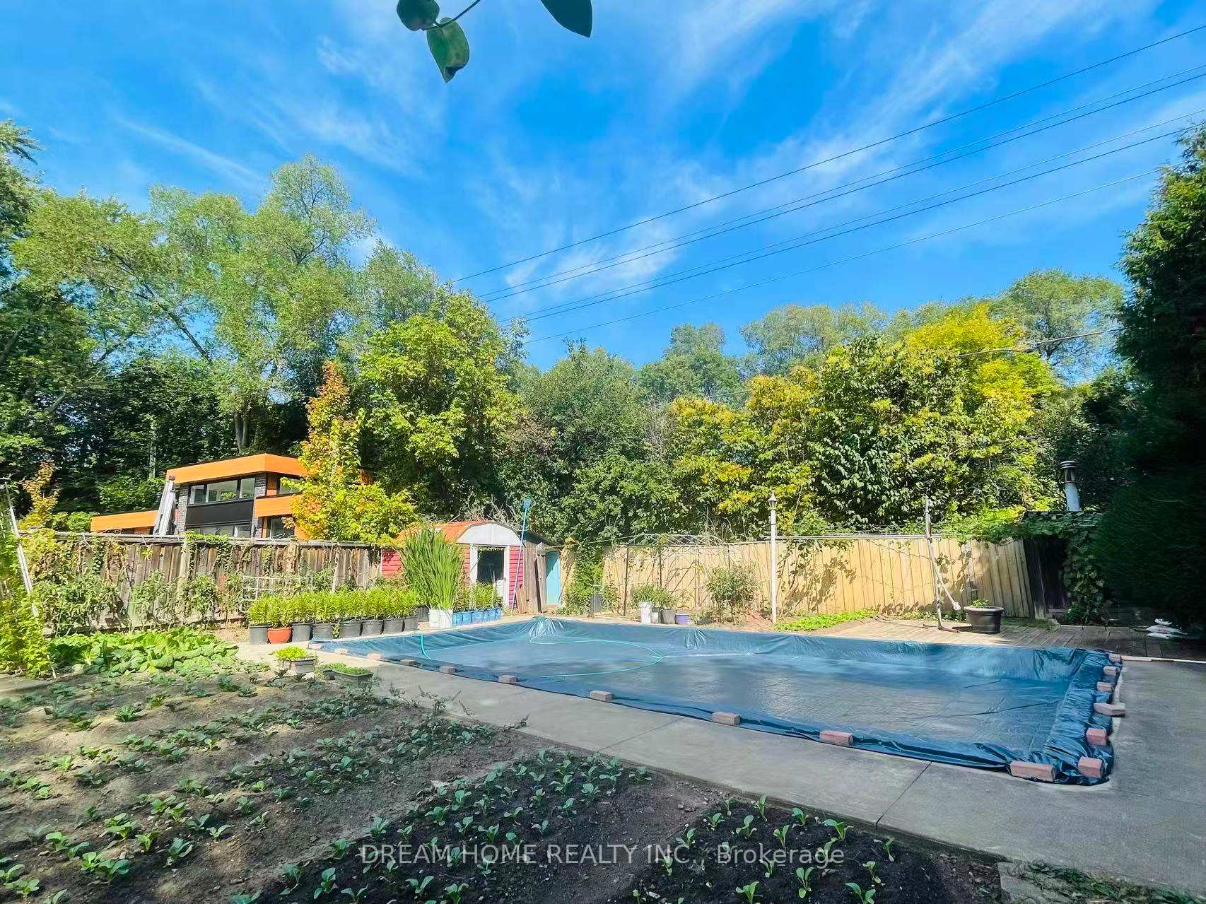 Photo 8 of 93 Babcombe Drive, Markham, Bayview Glen — HOMEH
