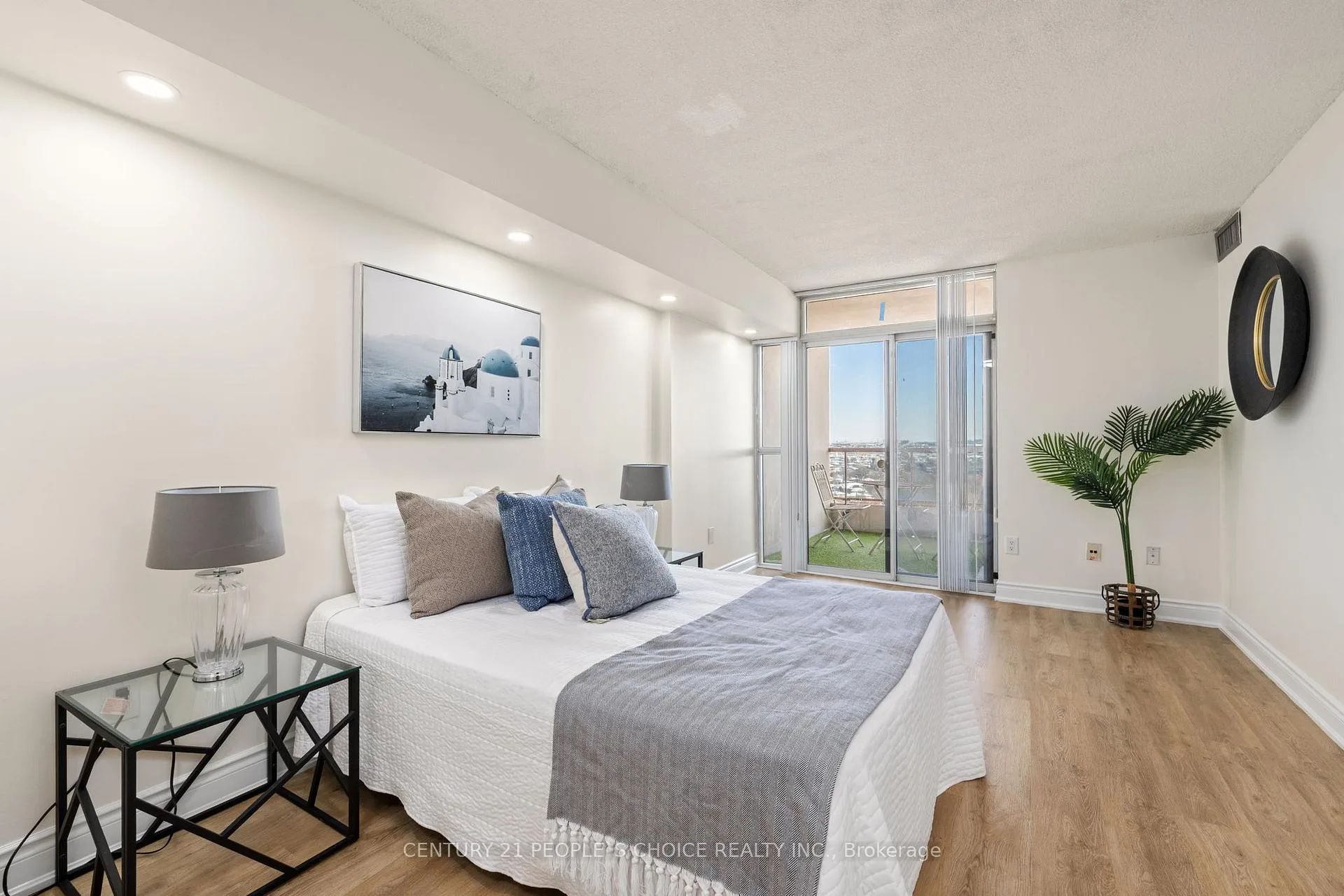 Photo 20 of Unit 1605, 3 Rowntree Road, Etobicoke, Mount Olive-Silverstone-Jamestown — HOMEH