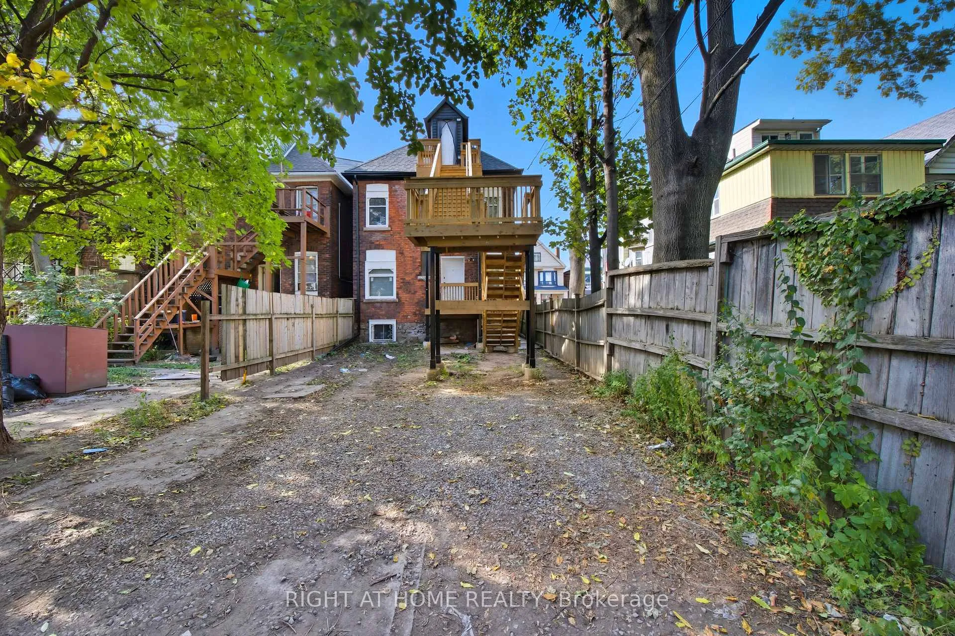 Photo 17 of Unit 4, 30 Stirton Street, Hamilton, Gibson — HOMEH