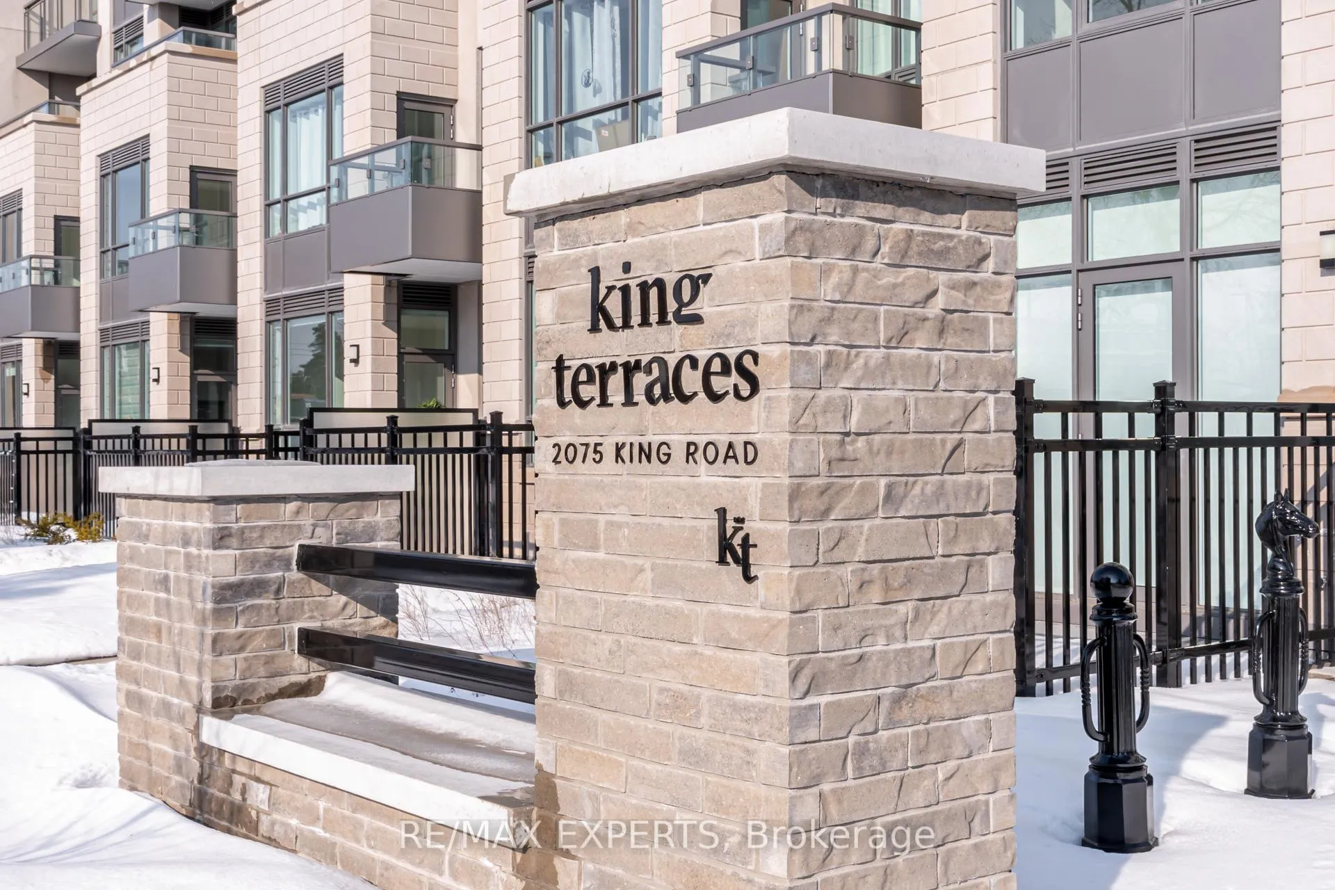 Photo 3 of Unit 336, 2075 King Road, King, King City — HOMEH