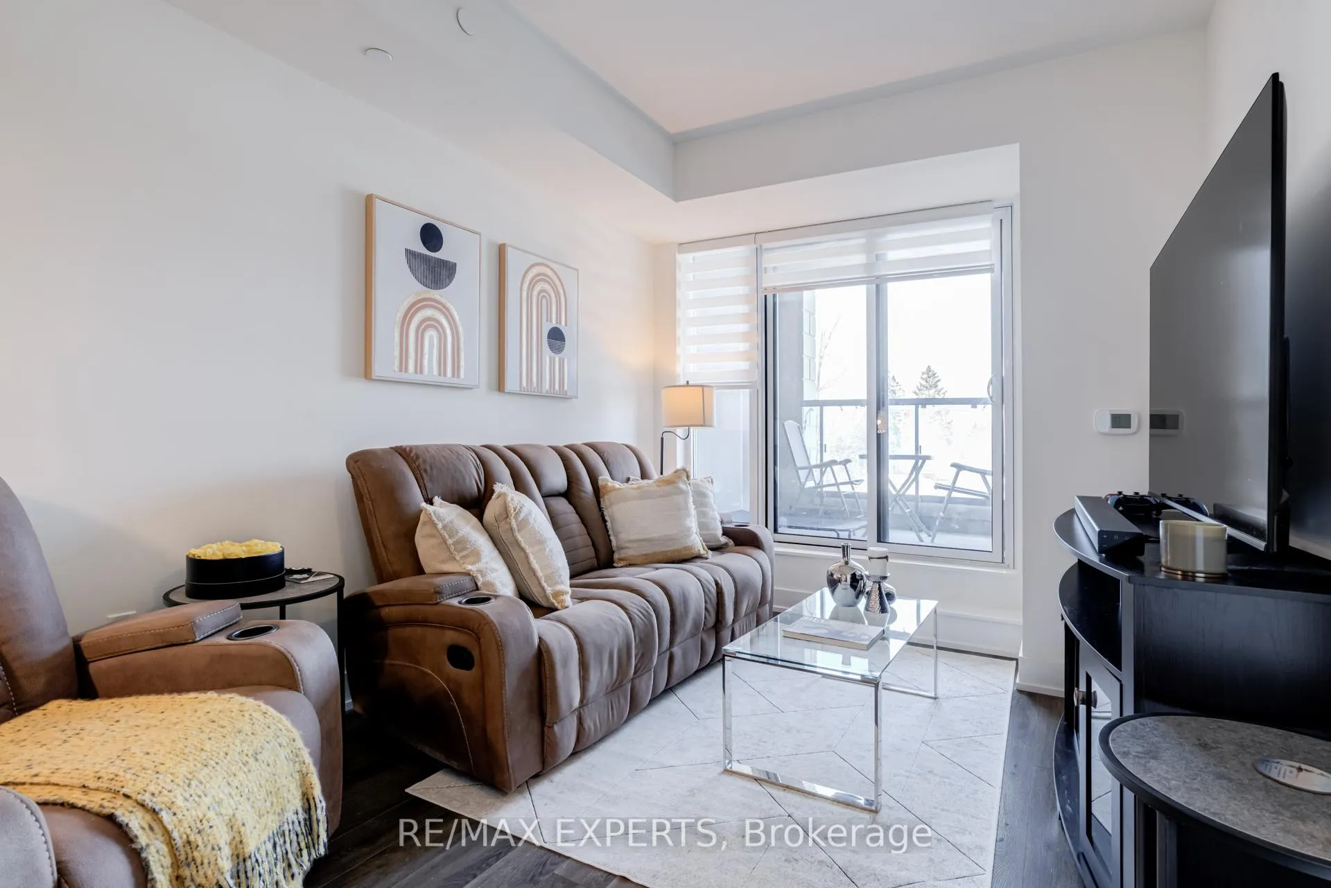 Photo 13 of Unit 336, 2075 King Road, King, King City — HOMEH