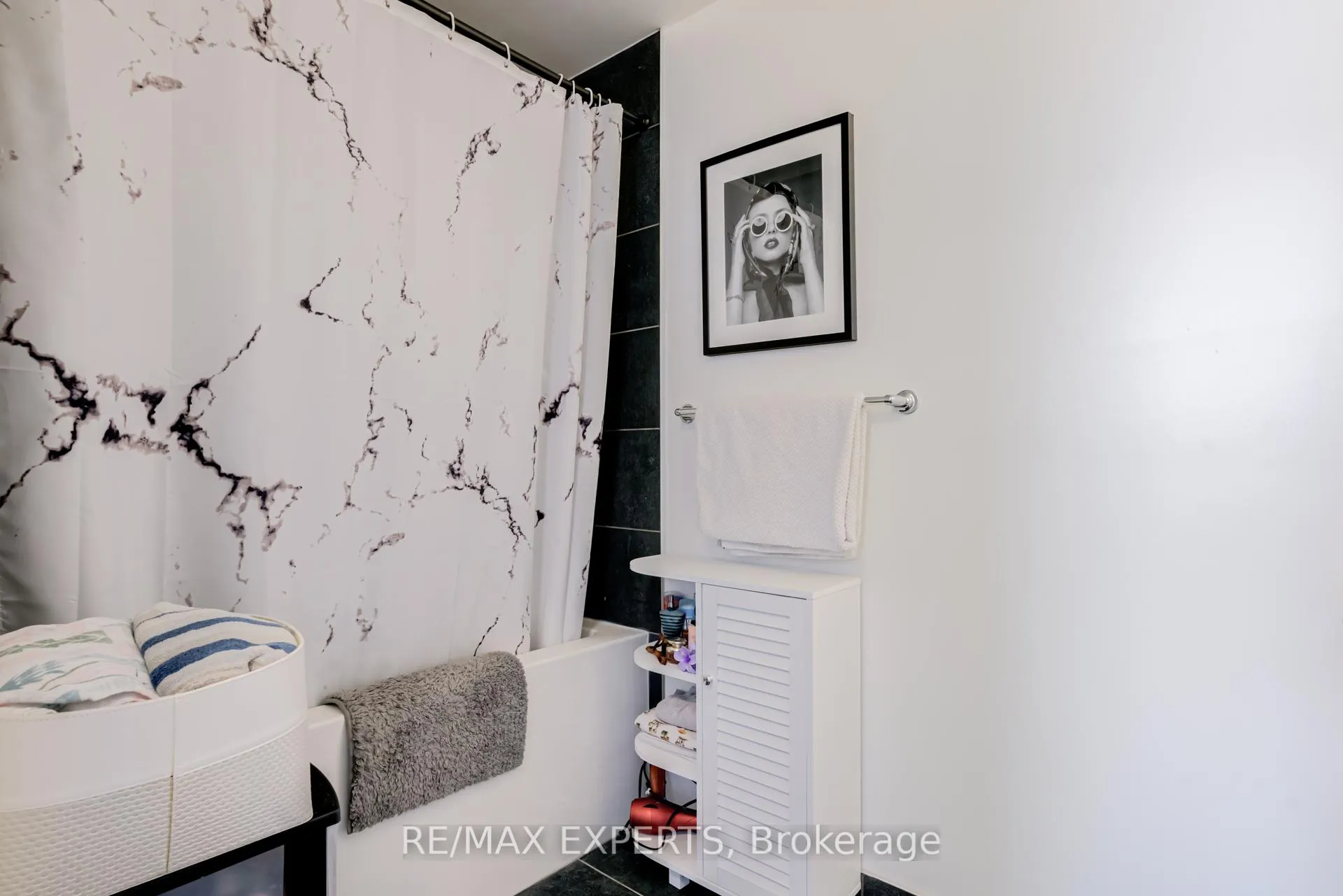 Photo 18 of Unit 336, 2075 King Road, King, King City — HOMEH