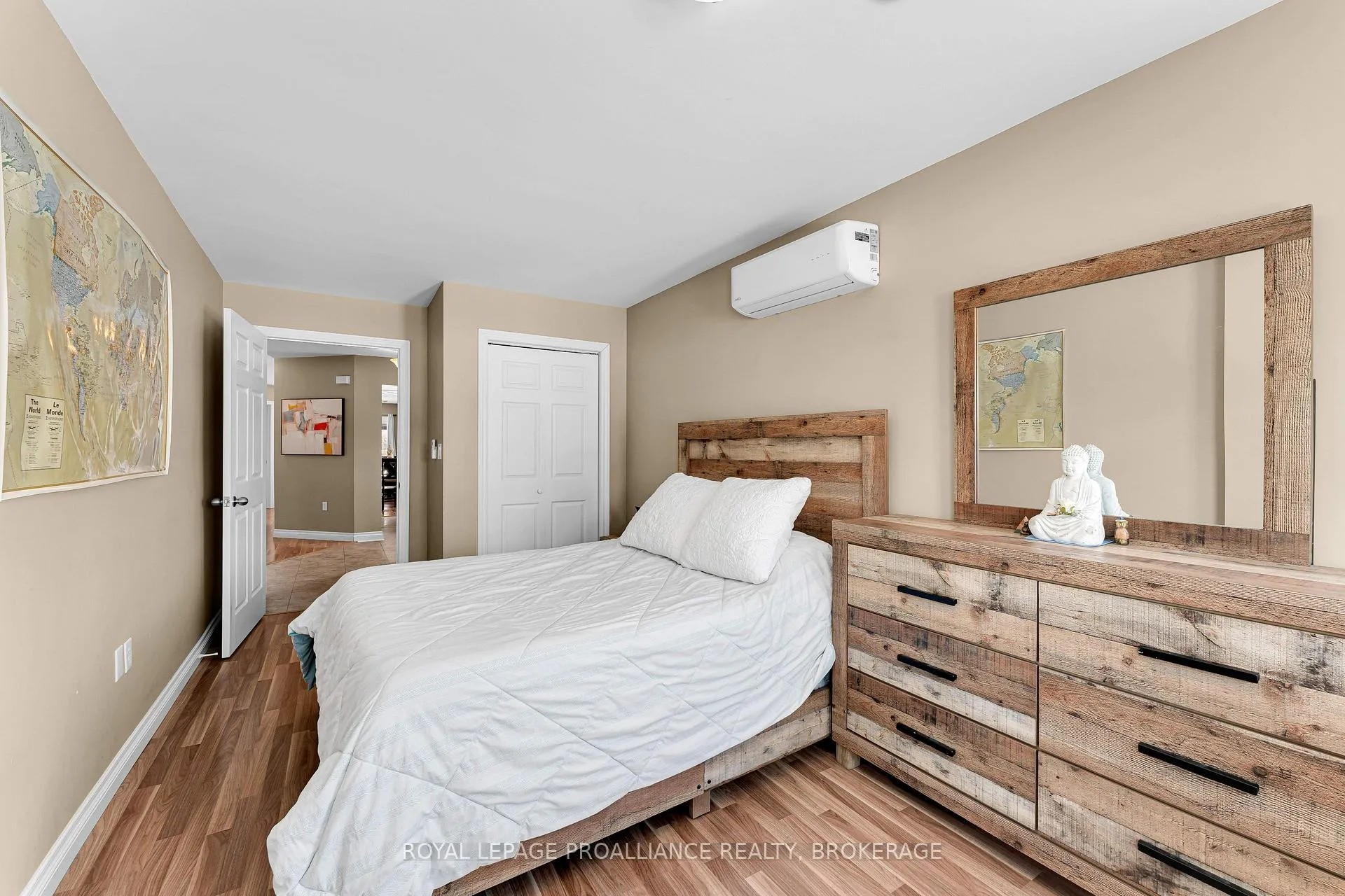 Photo 26 of 78 Butler Street, Kingston, Rideau — HOMEH