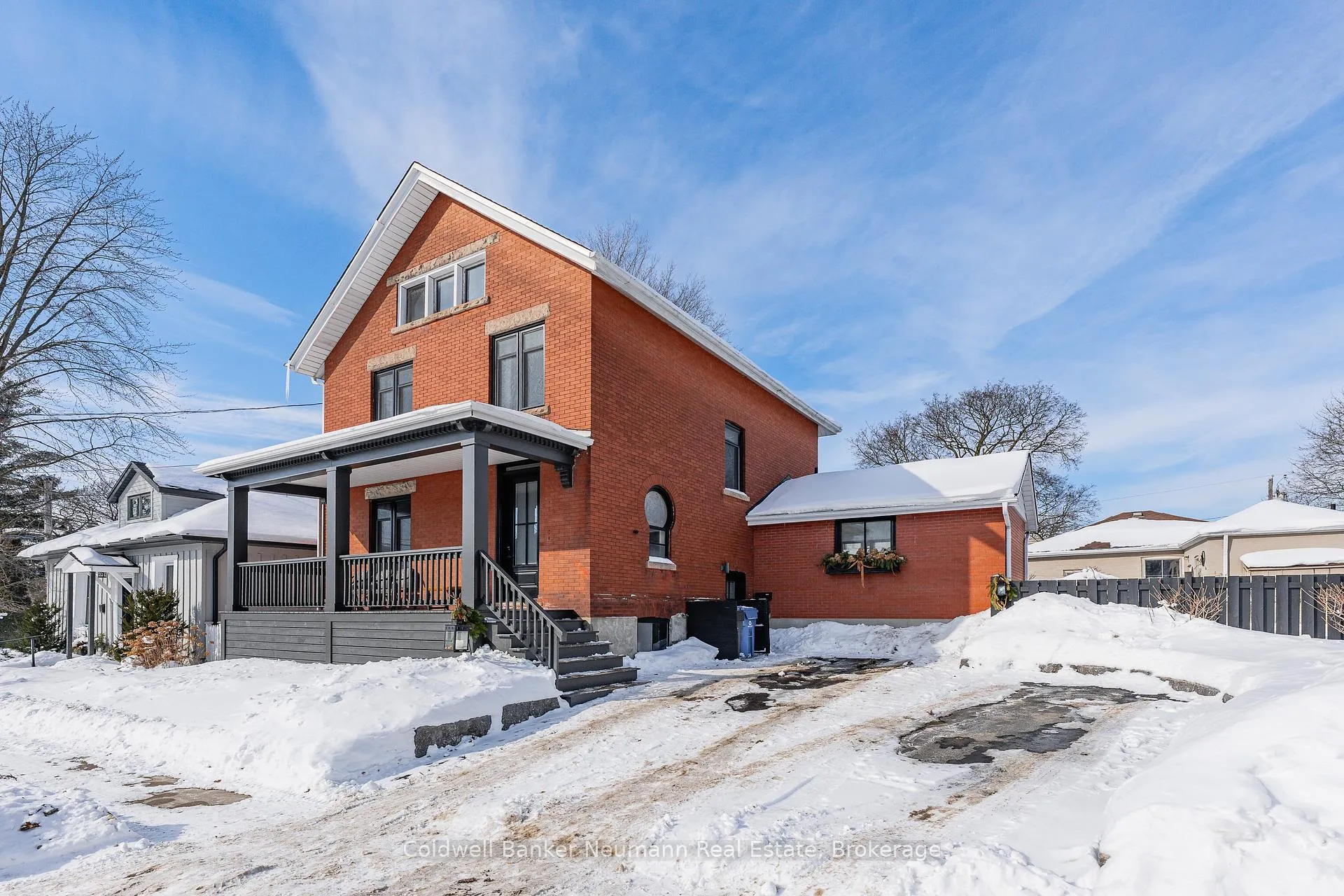 Photo 5 of 45 Green Street, Guelph, Downtown — HOMEH