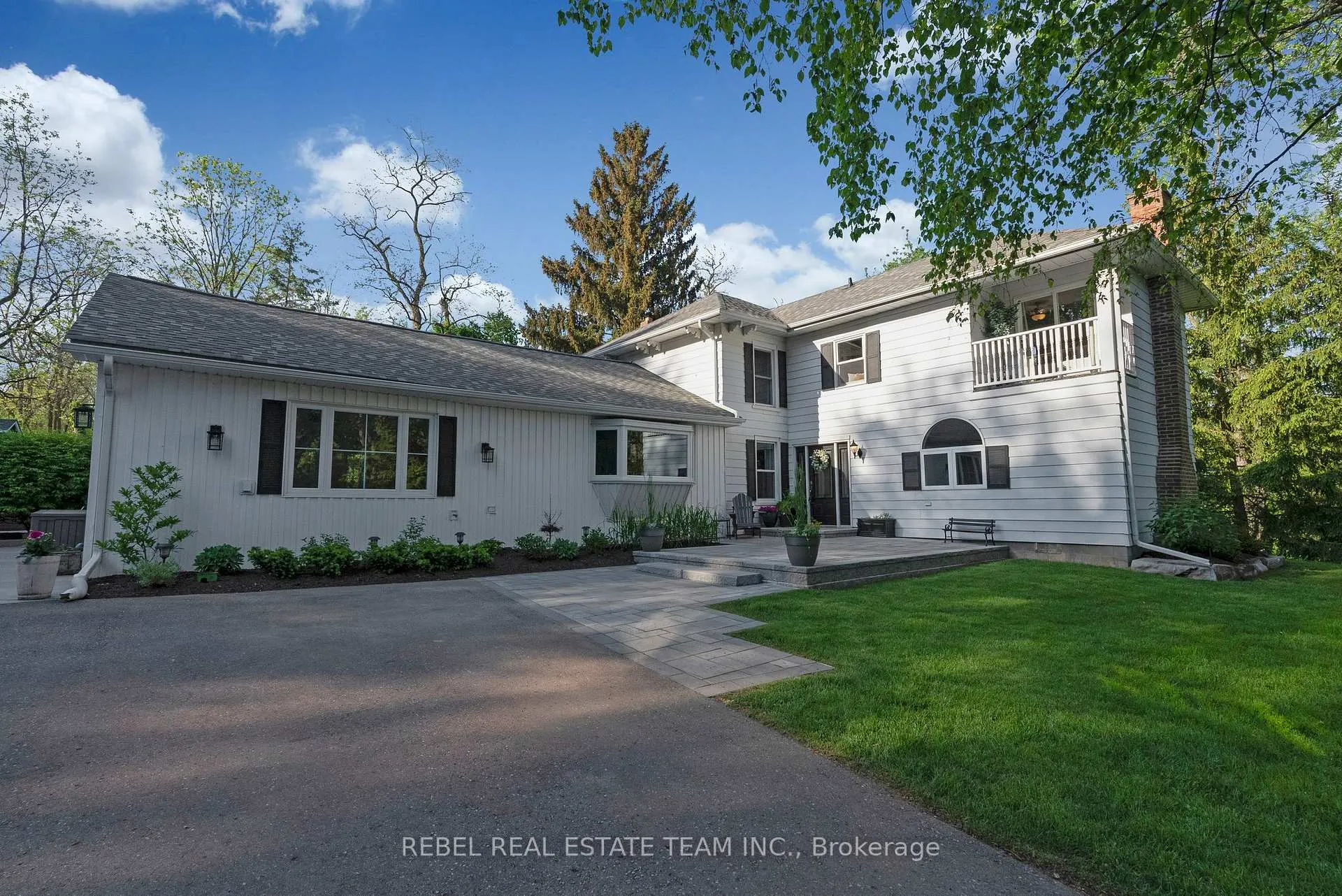 Photo 4 of 5462 Main Street, Clarington, Orono — HOMEH