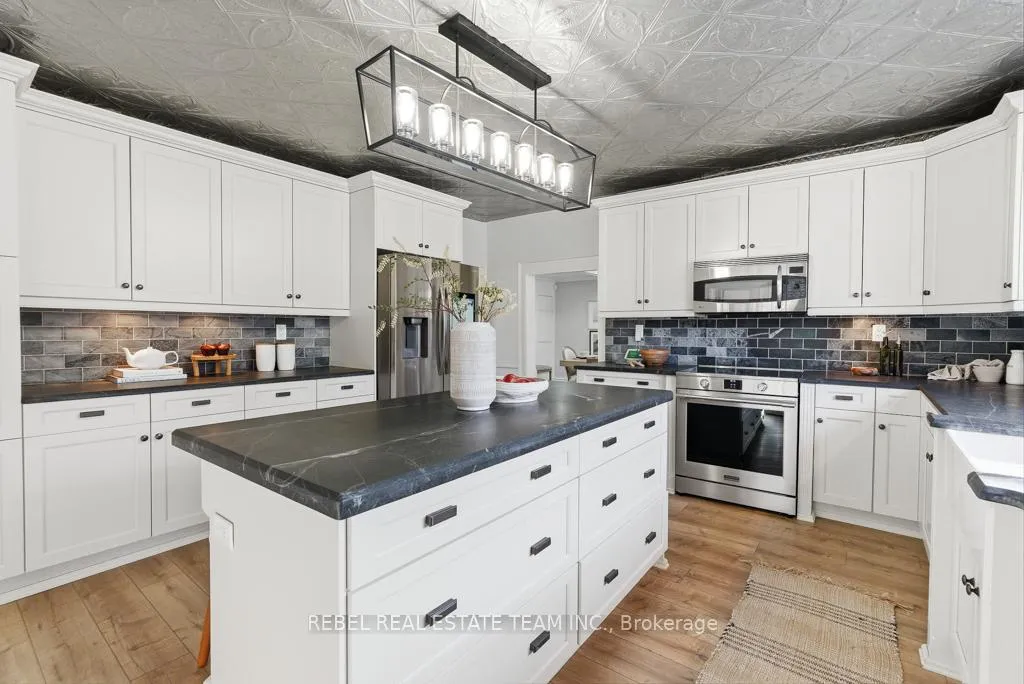 Photo 21 of 5462 Main Street, Clarington, Orono — HOMEH