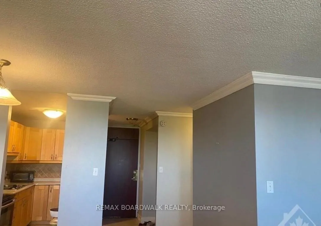 Photo 7 of Unit 609, 2000 Jasmine Crescent, Ottawa, Beacon Hill South — HOMEH