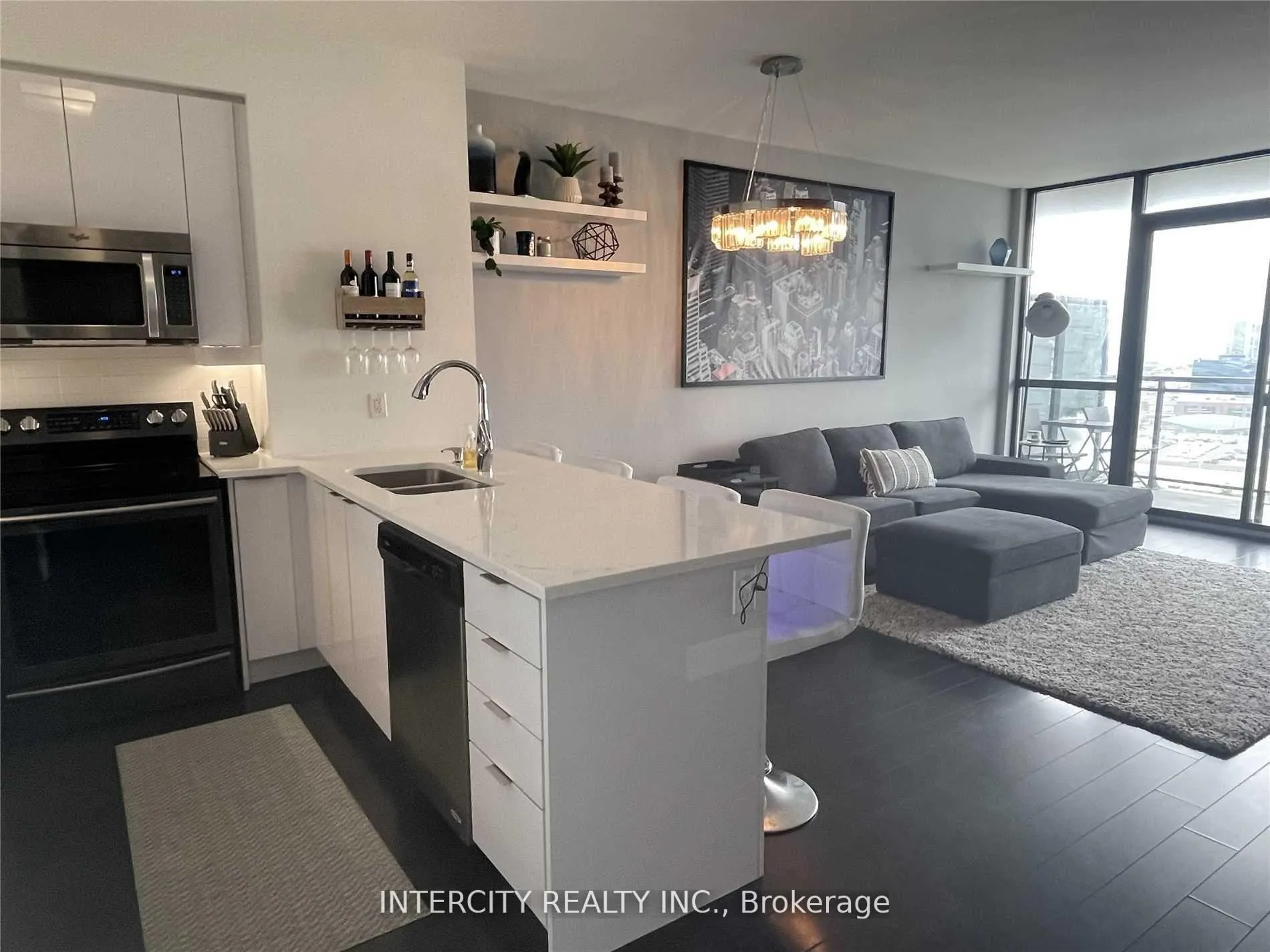 Front of Unit 1407, 2910 Highway 7