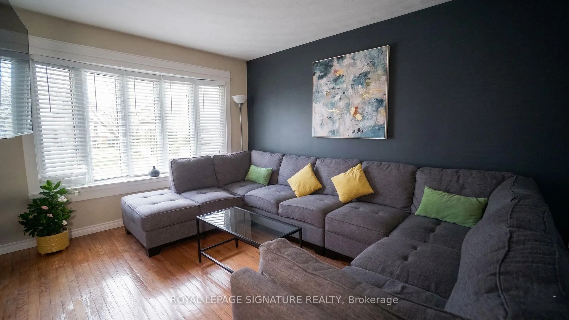 Photo 11 of 15 Douglas Avenue, Norfolk, Simcoe — HOMEH