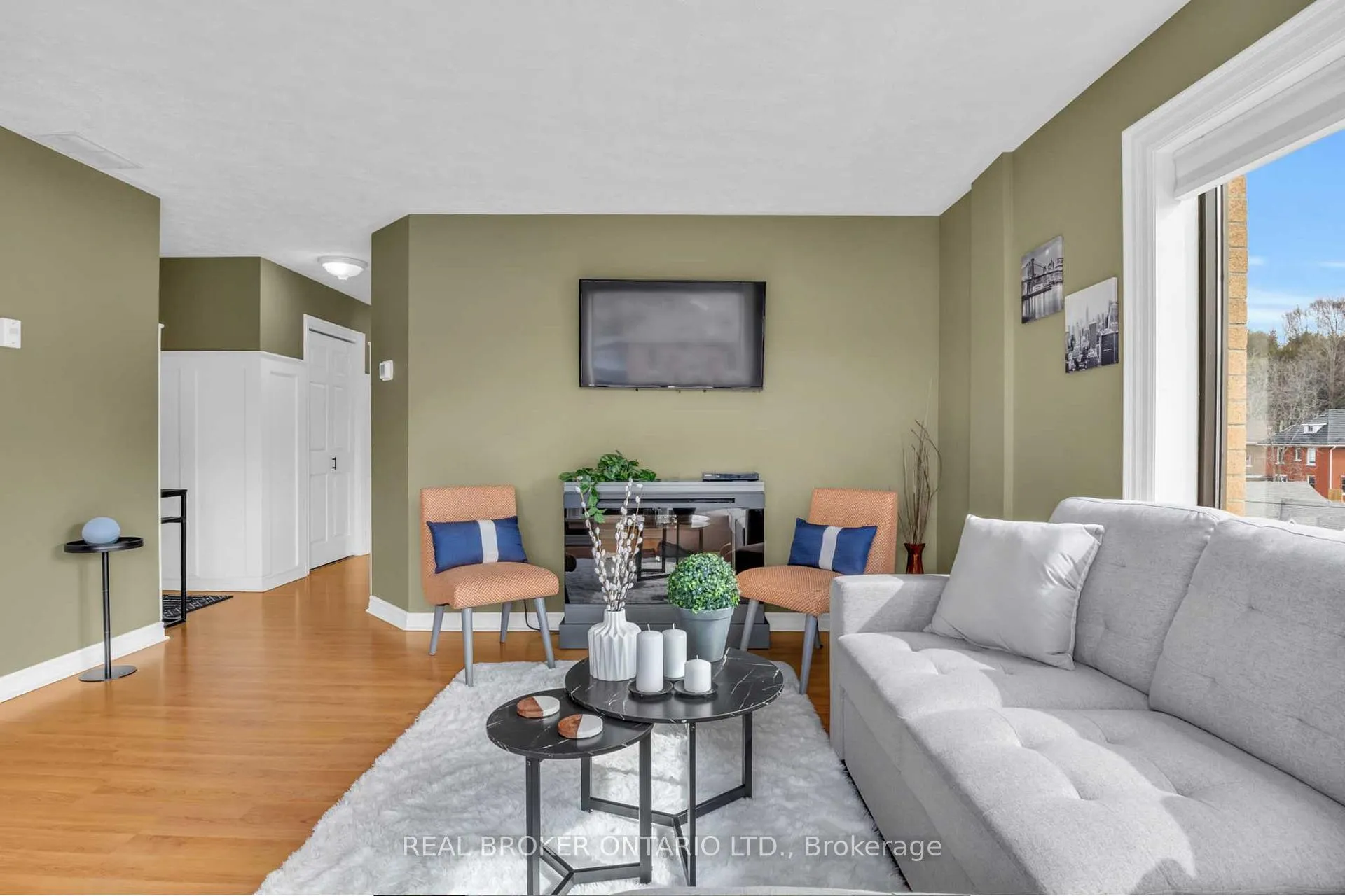 Photo 5 of Unit 5, 1717 2nd Avenue E, Owen Sound — HOMEH