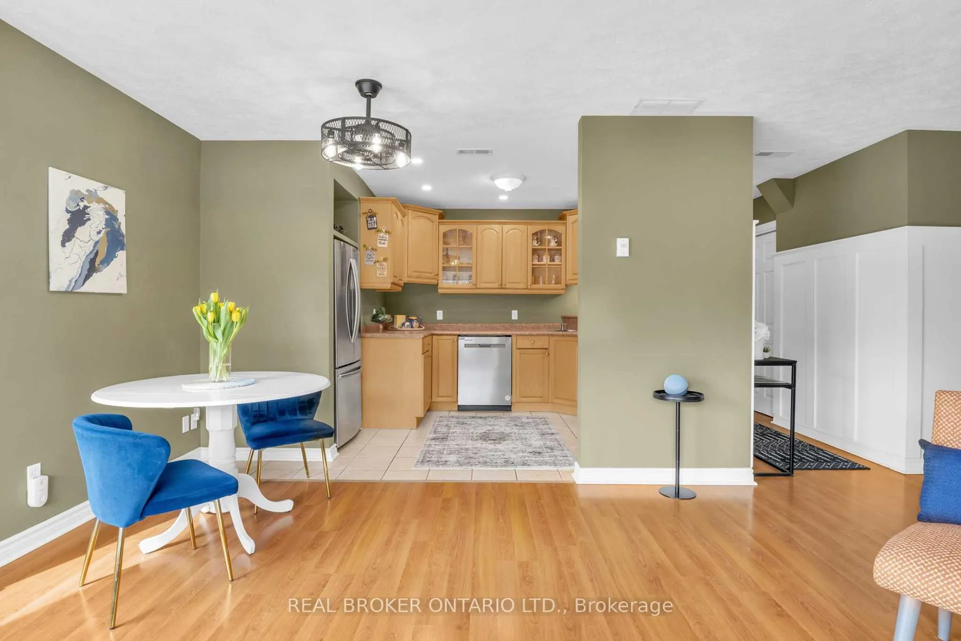Photo 11 of Unit 5, 1717 2nd Avenue E, Owen Sound — HOMEH