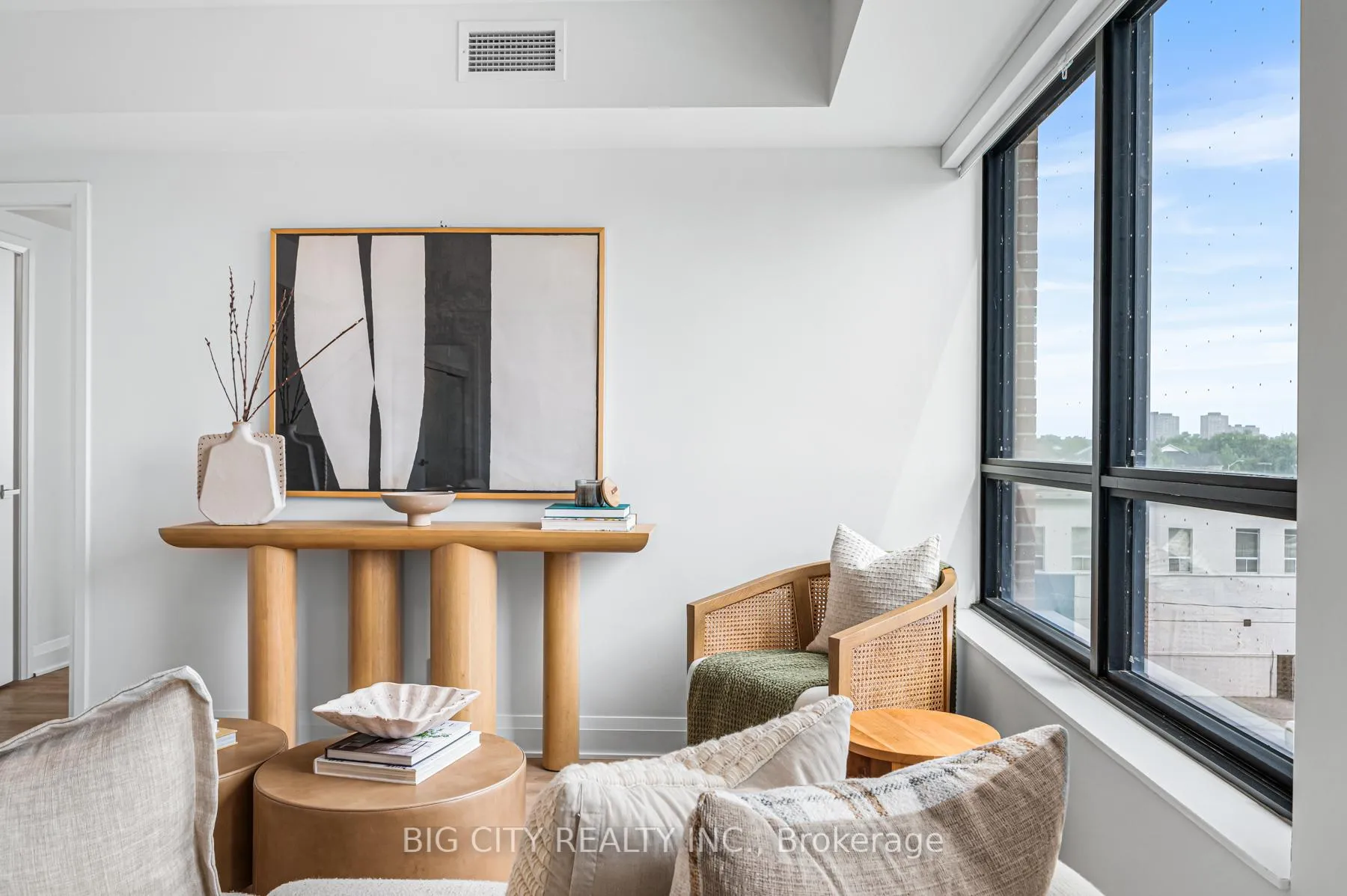 Photo 8 of Unit 317, 36 Brentcliffe Road, Toronto, Thorncliffe Park — HOMEH