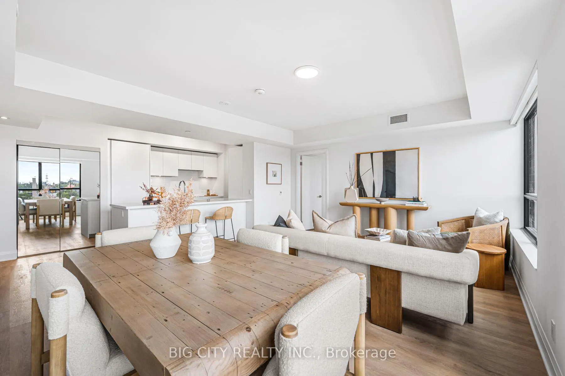 Photo 11 of Unit 317, 36 Brentcliffe Road, Toronto, Thorncliffe Park — HOMEH