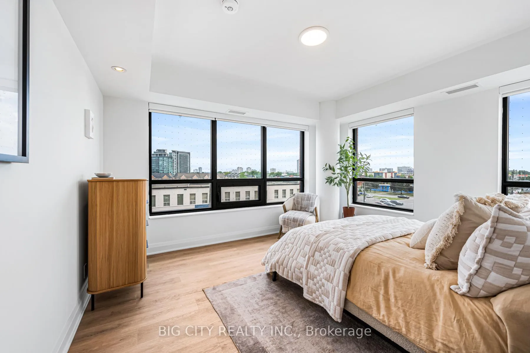 Photo 23 of Unit 317, 36 Brentcliffe Road, Toronto, Thorncliffe Park — HOMEH