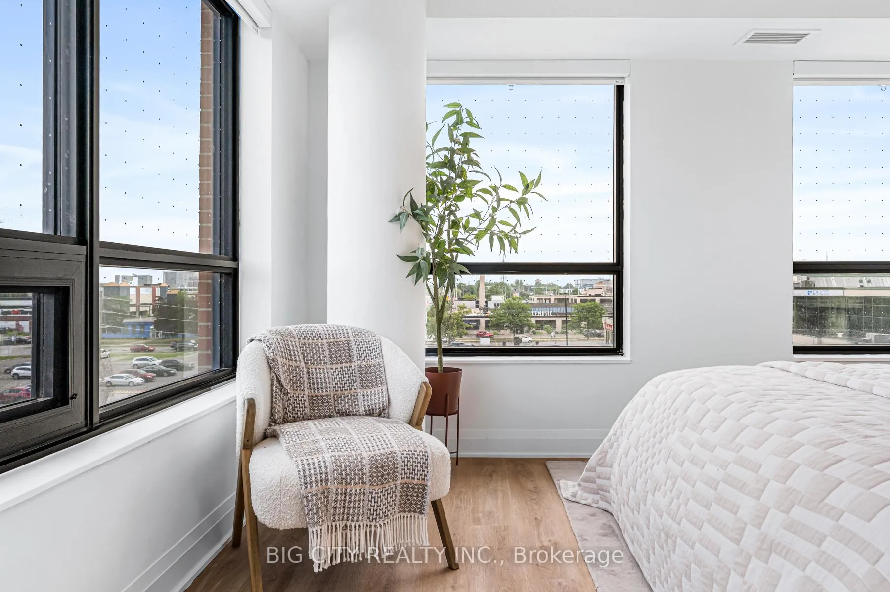 Photo 26 of Unit 317, 36 Brentcliffe Road, Toronto, Thorncliffe Park — HOMEH
