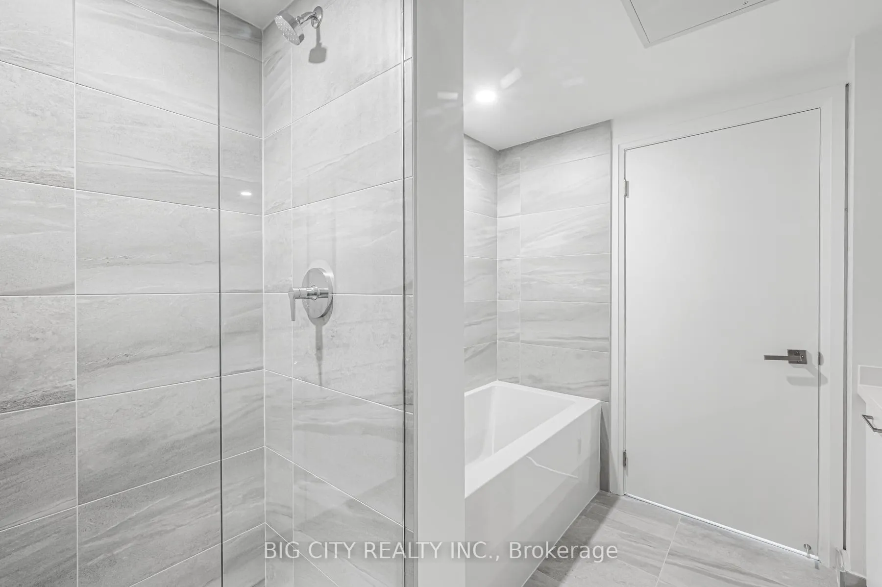 Photo 30 of Unit 317, 36 Brentcliffe Road, Toronto, Thorncliffe Park — HOMEH
