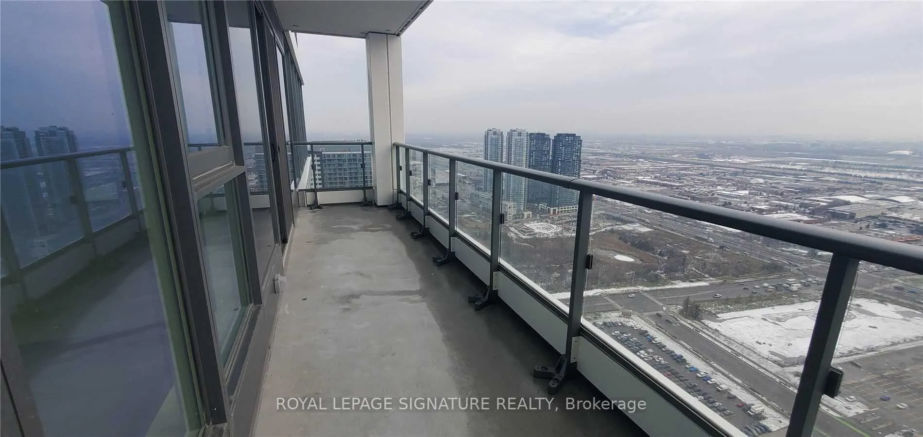 Photo 11 of Unit 4707, 950 Portage Parkway, Vaughan, Vaughan Corporate Centre — HOMEH