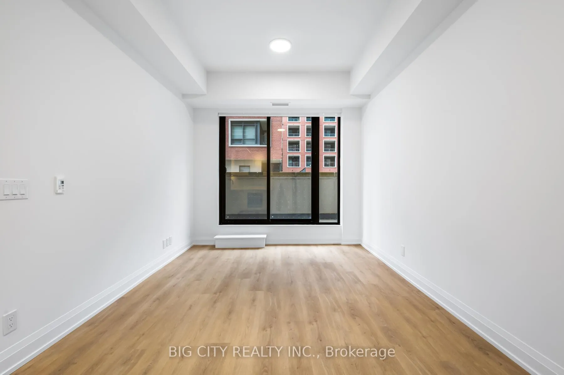 Photo 2 of Unit 201, 36 Brentcliffe Road, Toronto, Thorncliffe Park — HOMEH