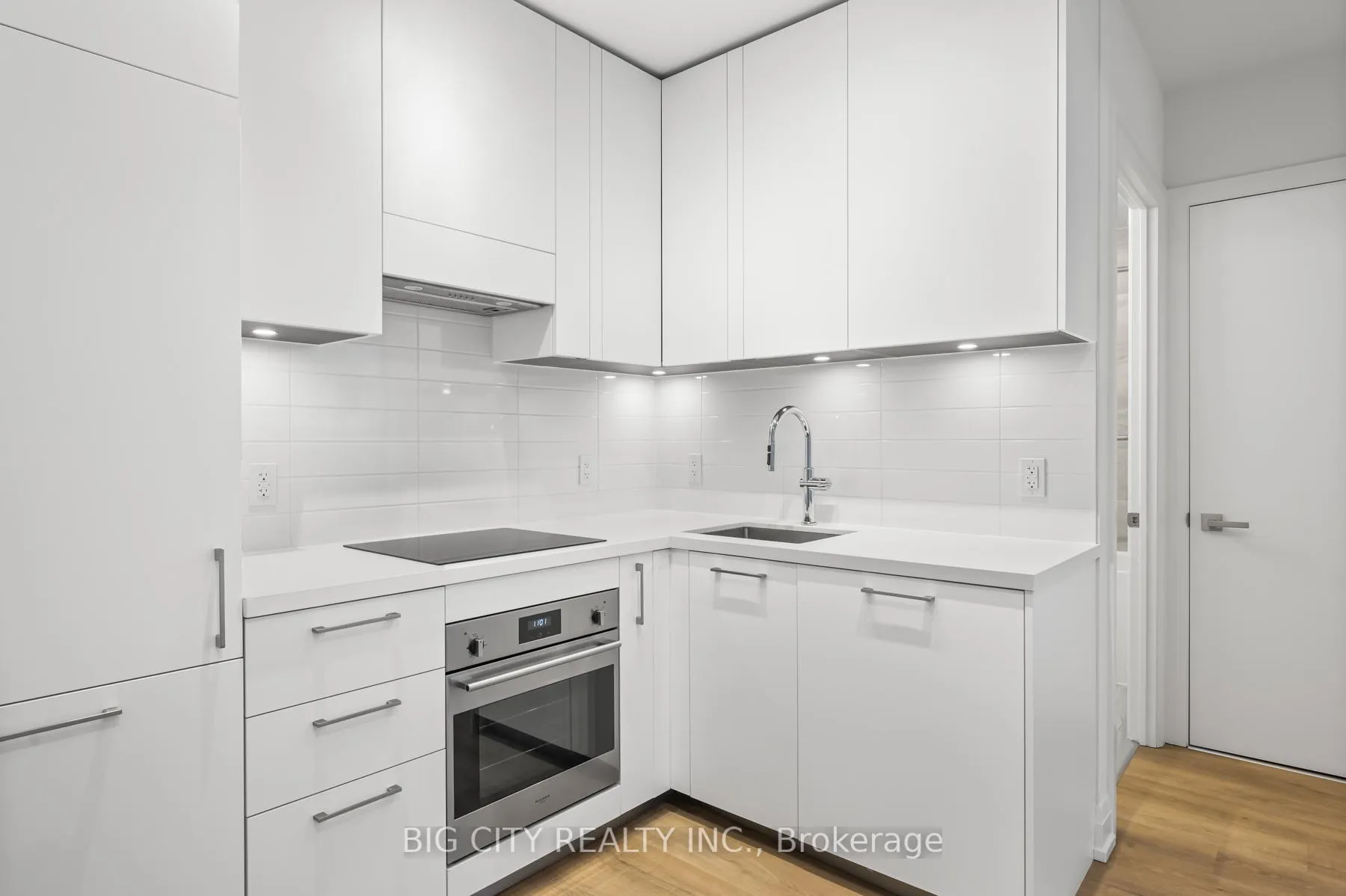 Photo 10 of Unit 201, 36 Brentcliffe Road, Toronto, Thorncliffe Park — HOMEH