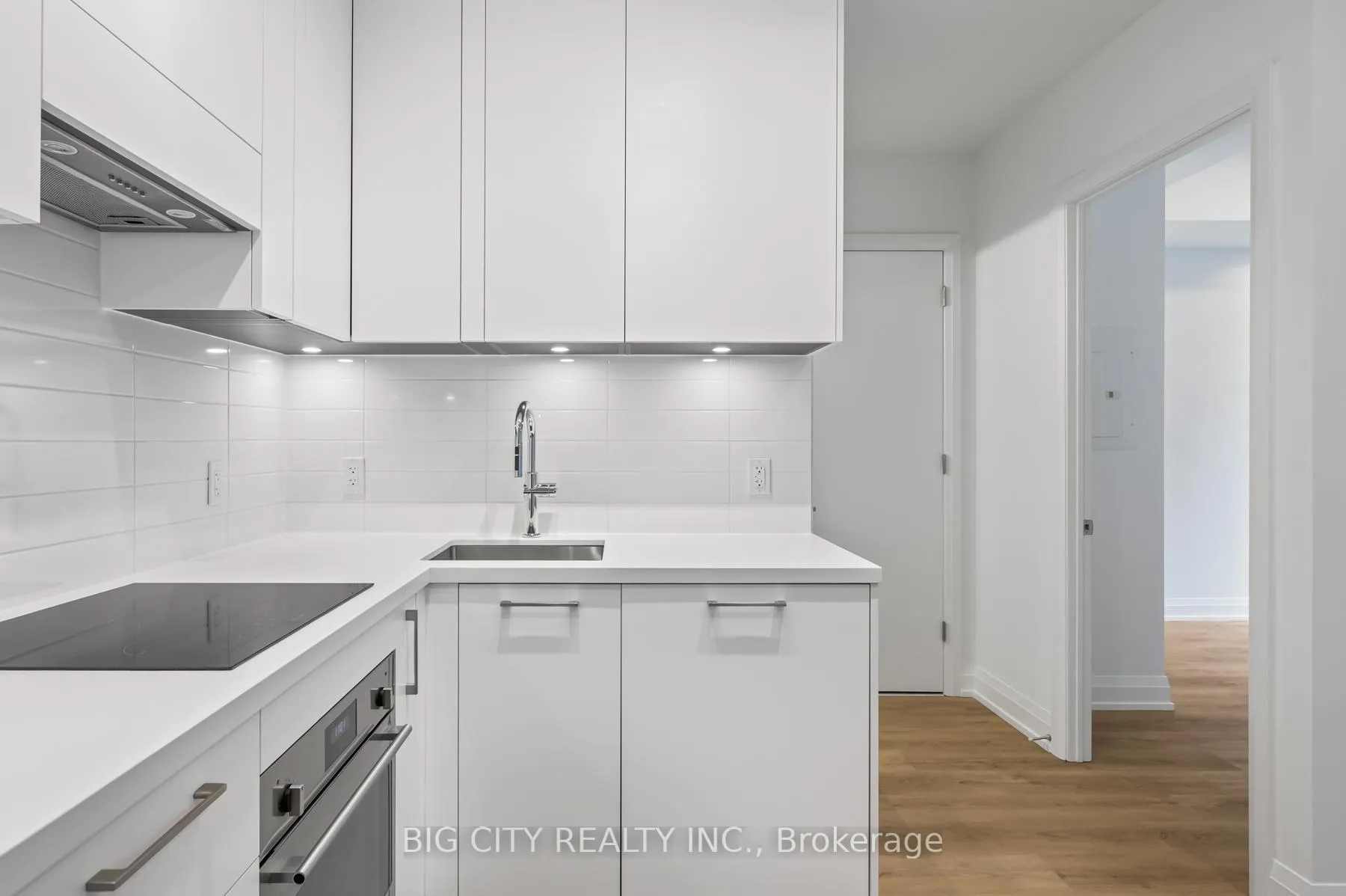 Photo 11 of Unit 201, 36 Brentcliffe Road, Toronto, Thorncliffe Park — HOMEH
