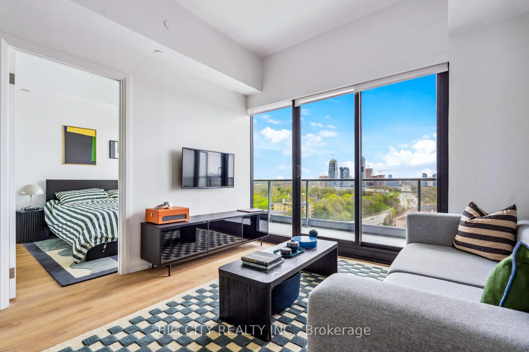 Photo 14 of Unit 712, 36 Brentcliffe Road, Toronto, Thorncliffe Park — HOMEH