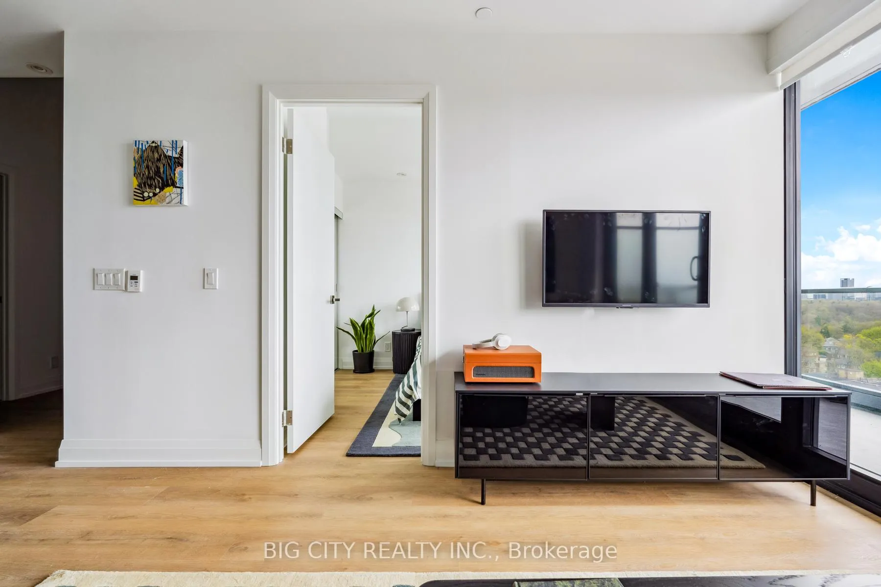 Photo 31 of Unit 712, 36 Brentcliffe Road, Toronto, Thorncliffe Park — HOMEH