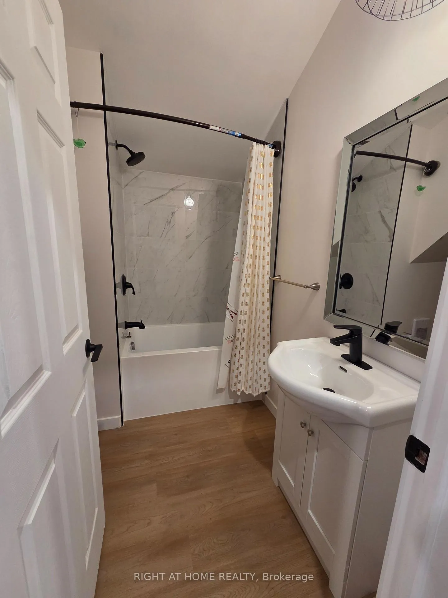 Photo 8 of Unit 3, 30 Stirton Street, Hamilton, Gibson — HOMEH