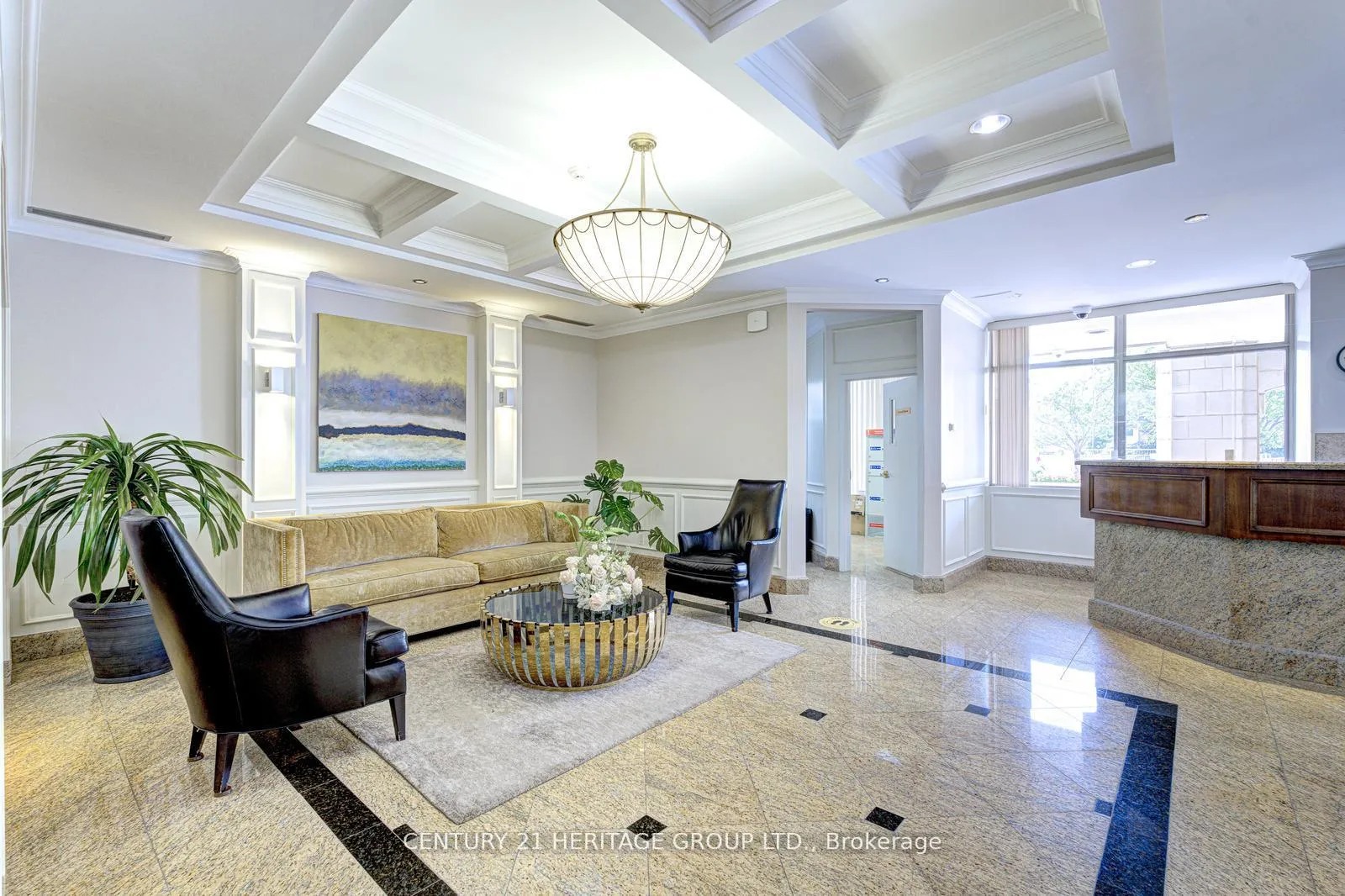 Photo 3 of Unit 1003, 130 Pond Drive, Markham, Commerce Valley — HOMEH