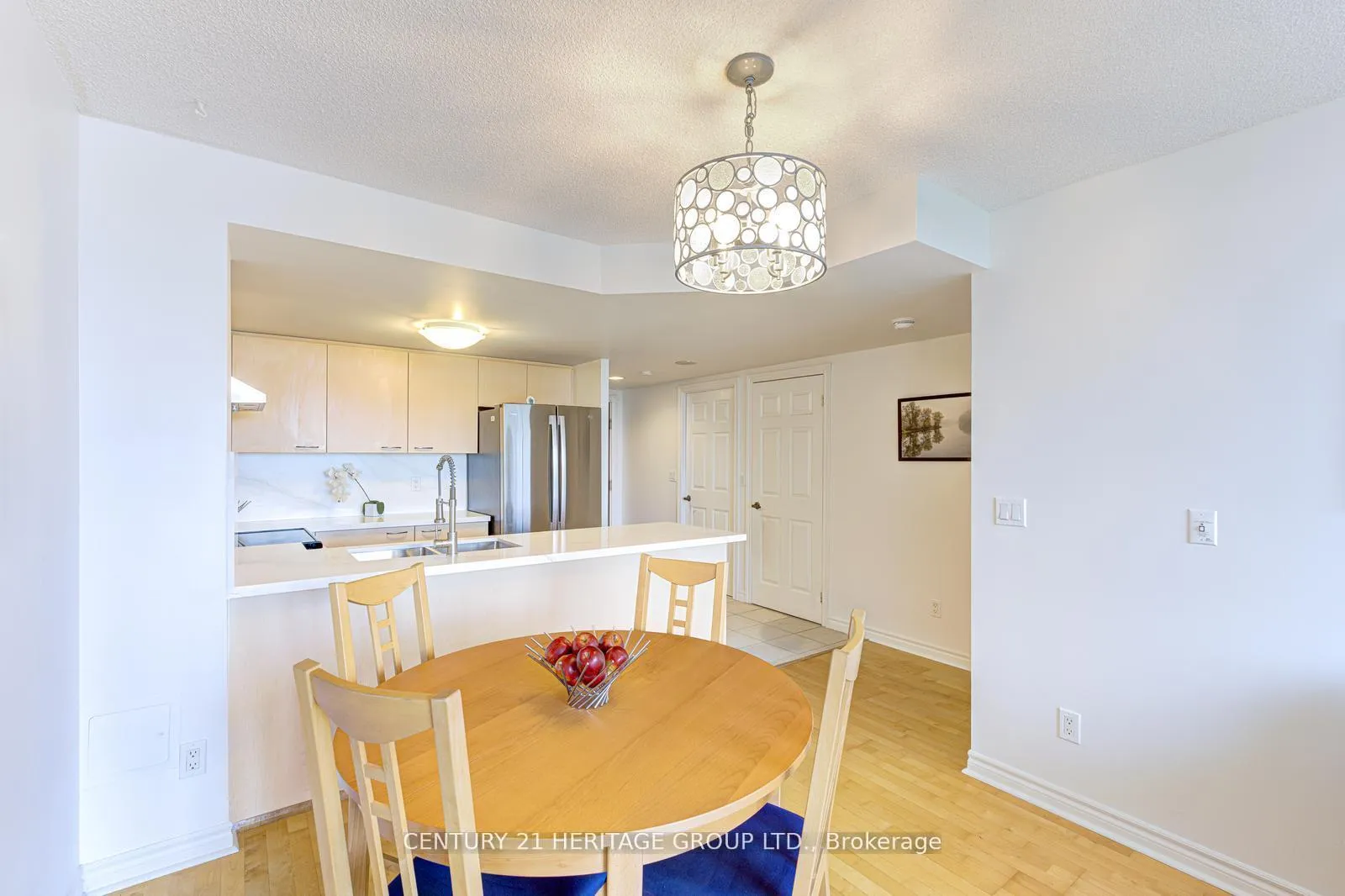 Photo 15 of Unit 1003, 130 Pond Drive, Markham, Commerce Valley — HOMEH
