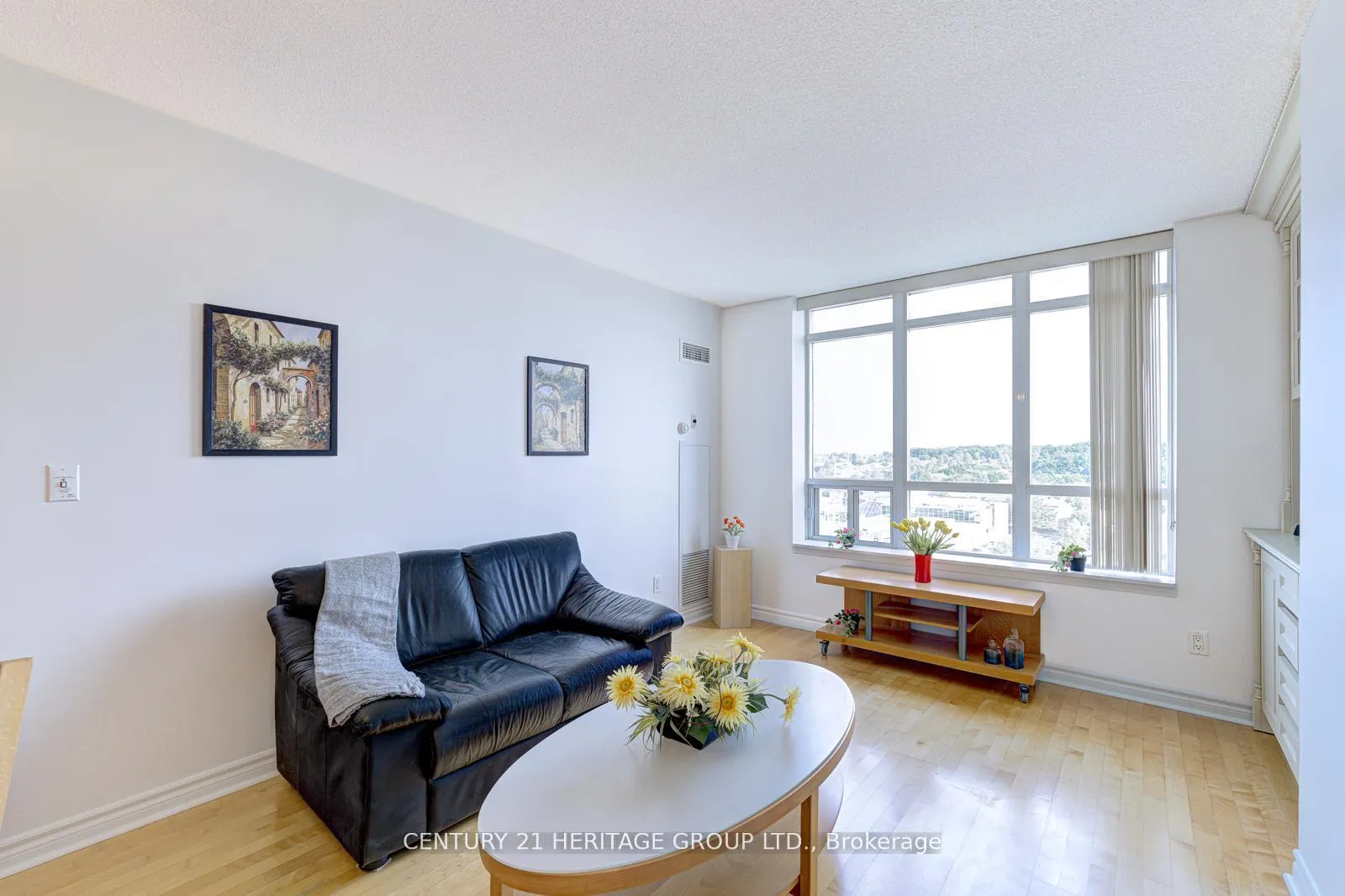 Photo 17 of Unit 1003, 130 Pond Drive, Markham, Commerce Valley — HOMEH